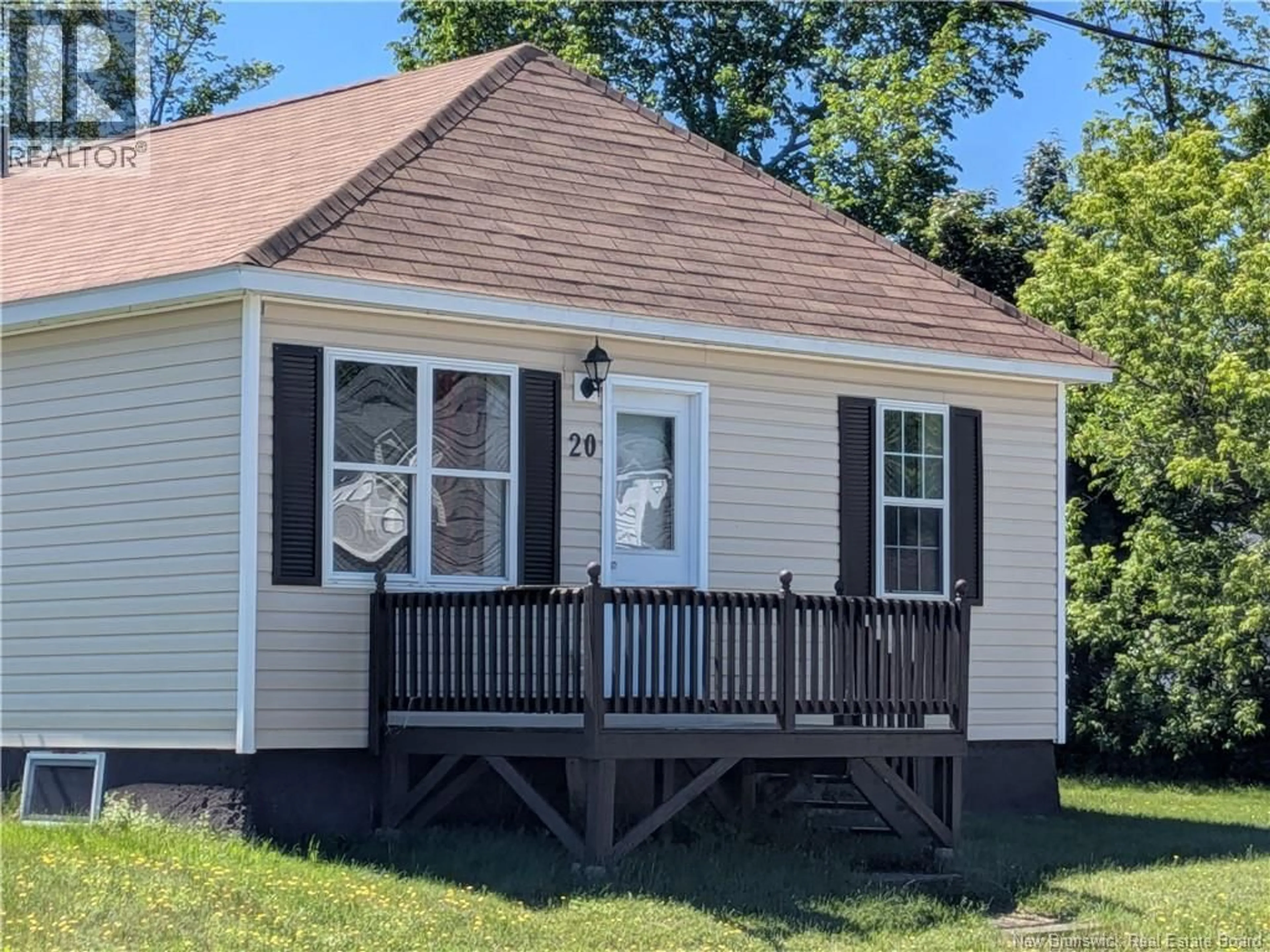 Home with vinyl exterior material, street for 20 PHELAN STREET, Miramichi New Brunswick E1N1P8