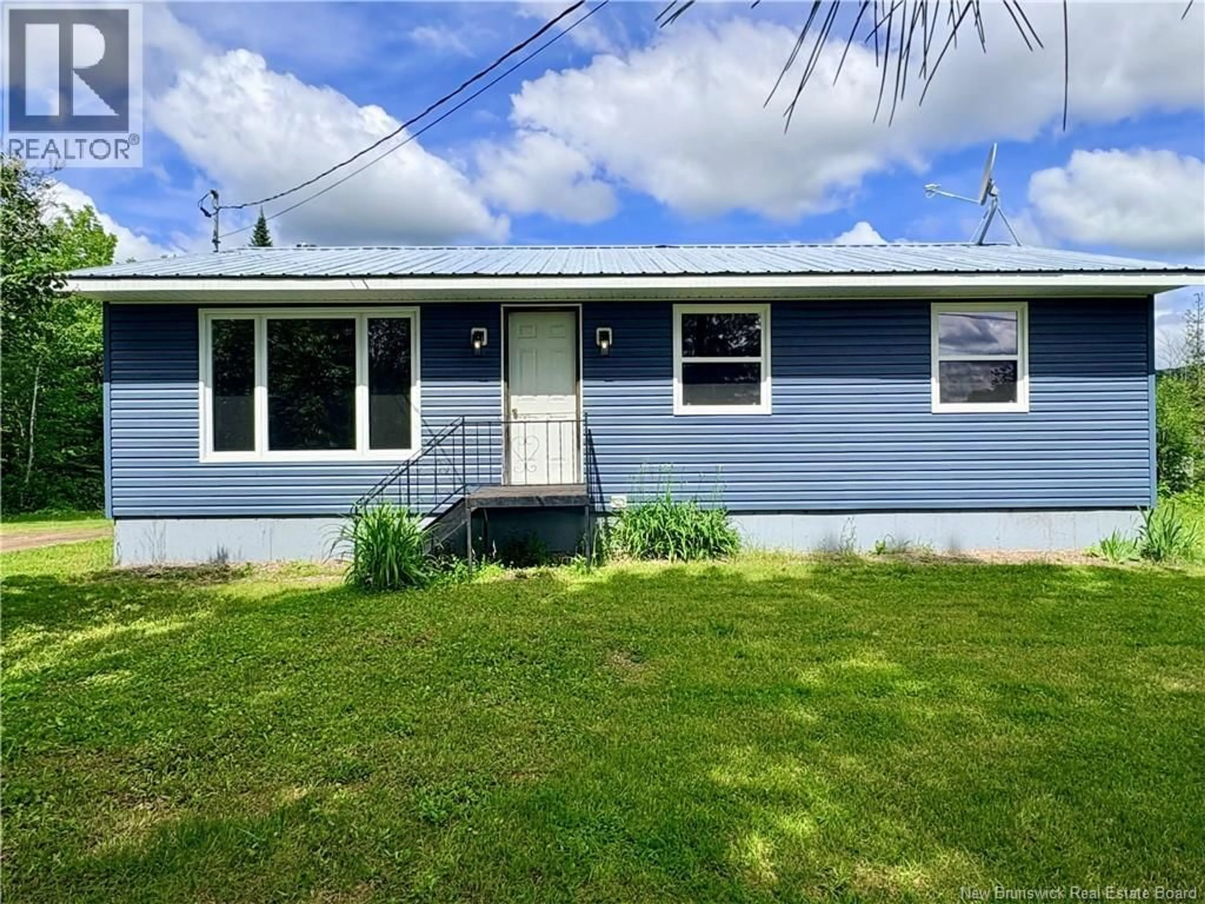 Home with vinyl exterior material, street for 193 ROUTE 385, Weaver New Brunswick E7G3M8