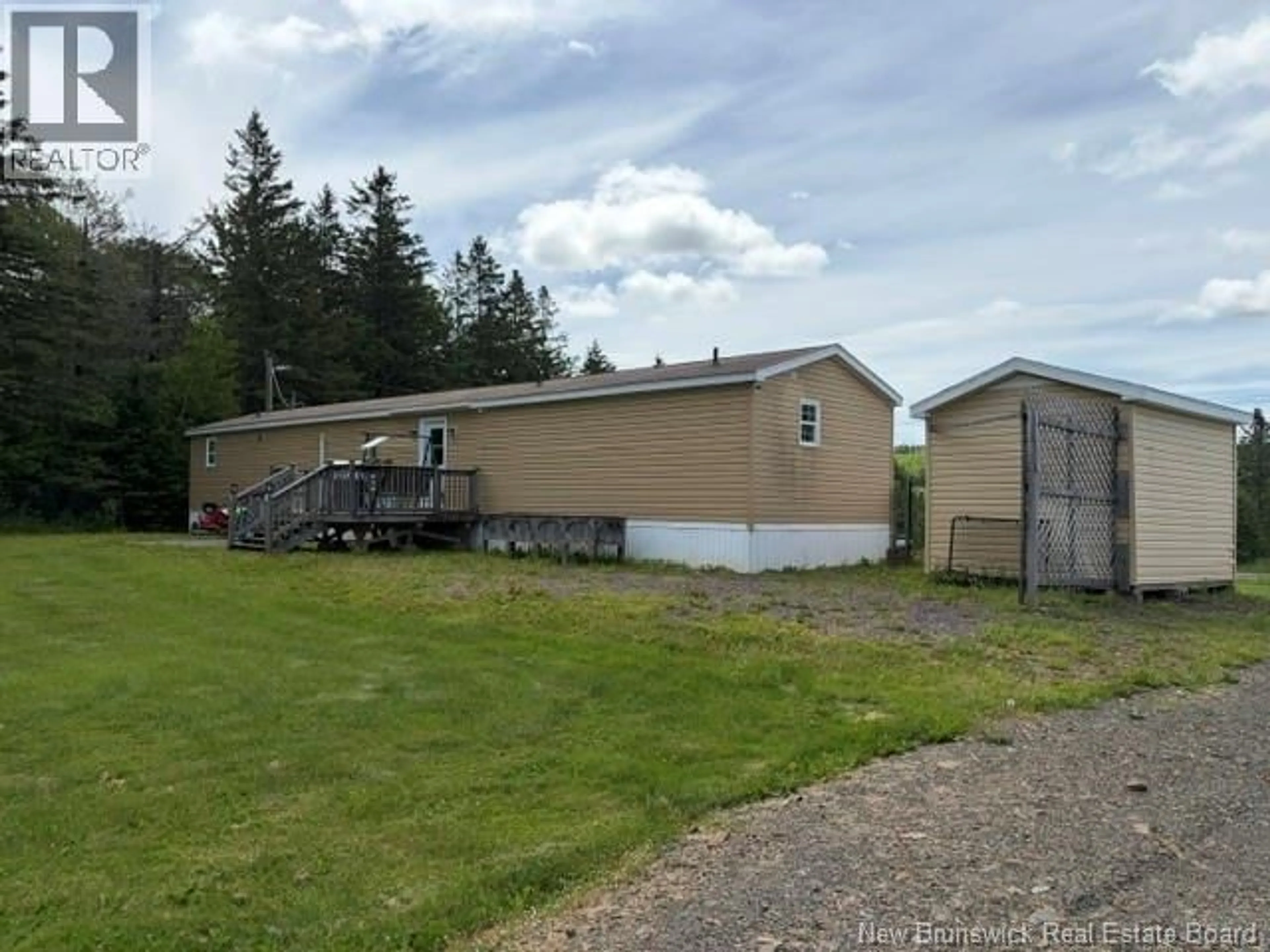 A pic from outside/outdoor area/front of a property/back of a property/a pic from drone, unknown for 882 ROUTE 124, Norton New Brunswick E5R1X1