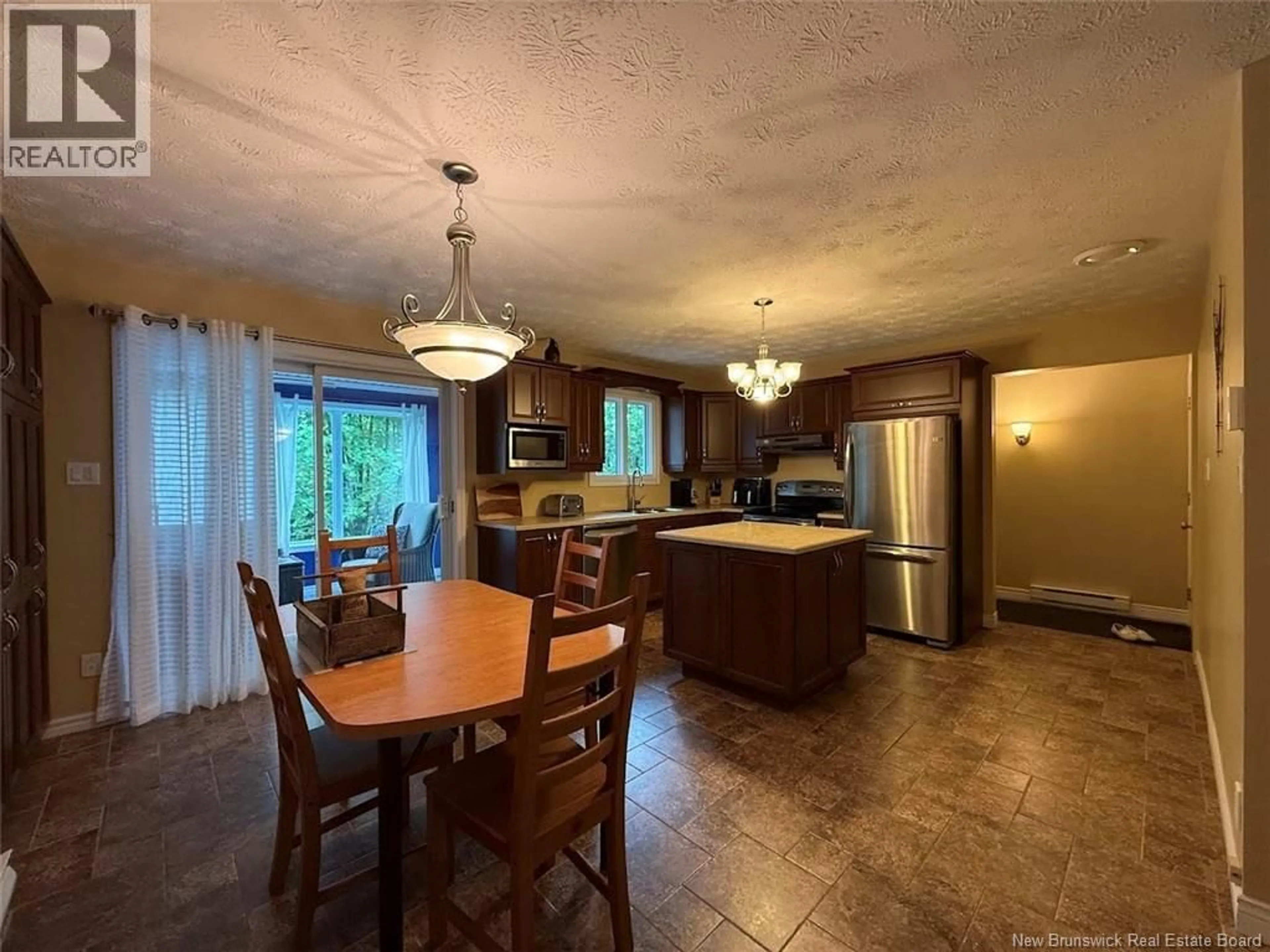 Open concept kitchen, unknown for 21 ANNA STREET, Saint-Jacques New Brunswick E7B1A9