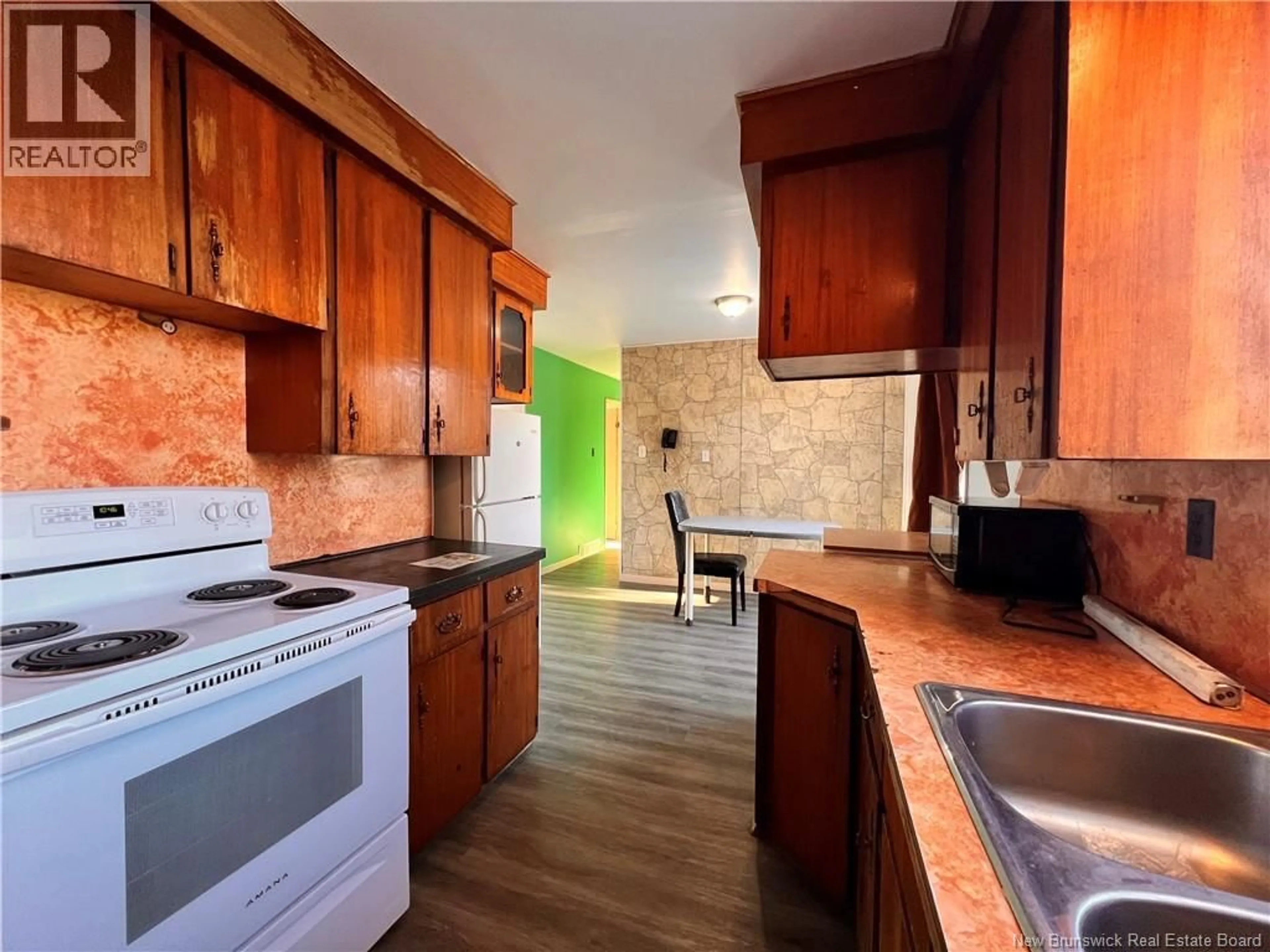 Standard kitchen, unknown for 2758 SAINTE-ANNE ROAD, Sainte-Anne New Brunswick E2A3Y3