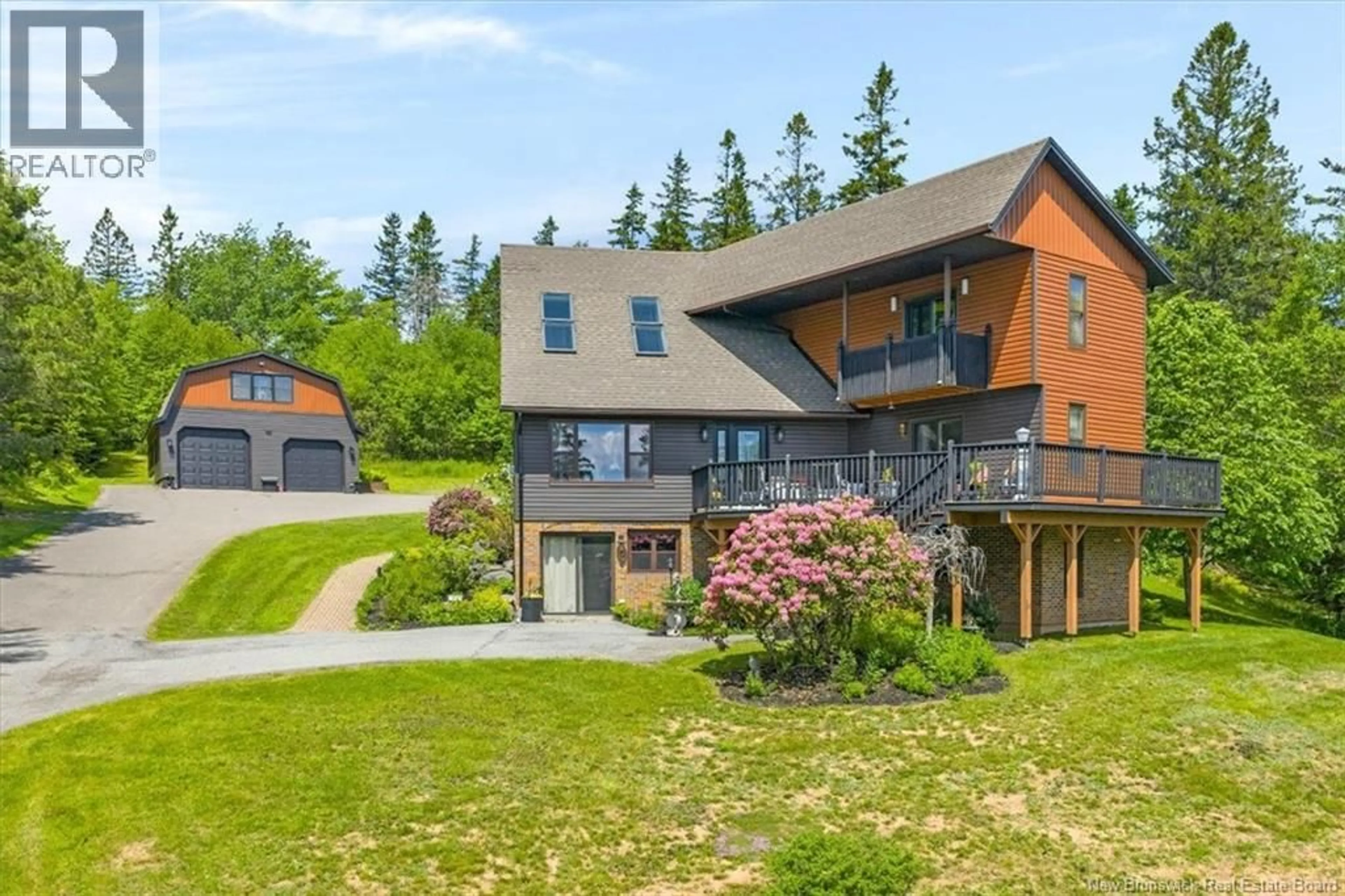 A pic from outside/outdoor area/front of a property/back of a property/a pic from drone, water/lake/river/ocean view for 163 GUTHRIE ROAD, Hampton New Brunswick E5N4L4