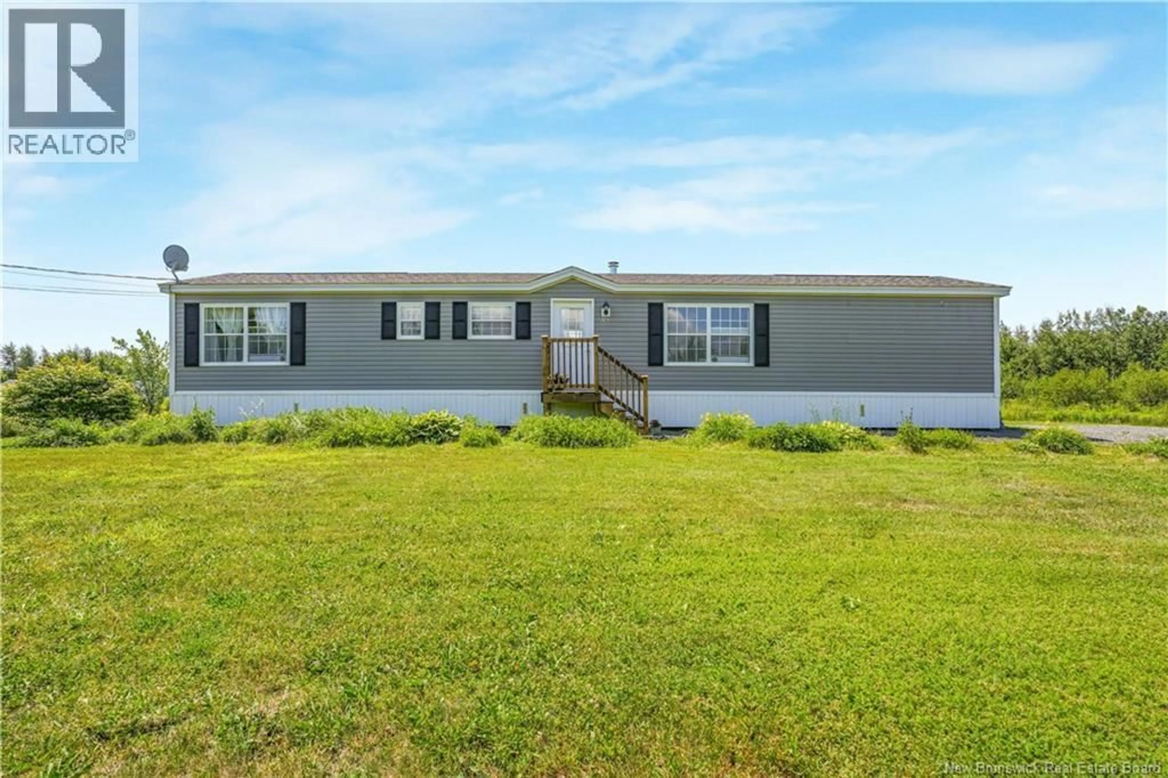 Home with vinyl exterior material, water/lake/river/ocean view for 26 CARRIE STREET, Rusagonis New Brunswick E3B0T2