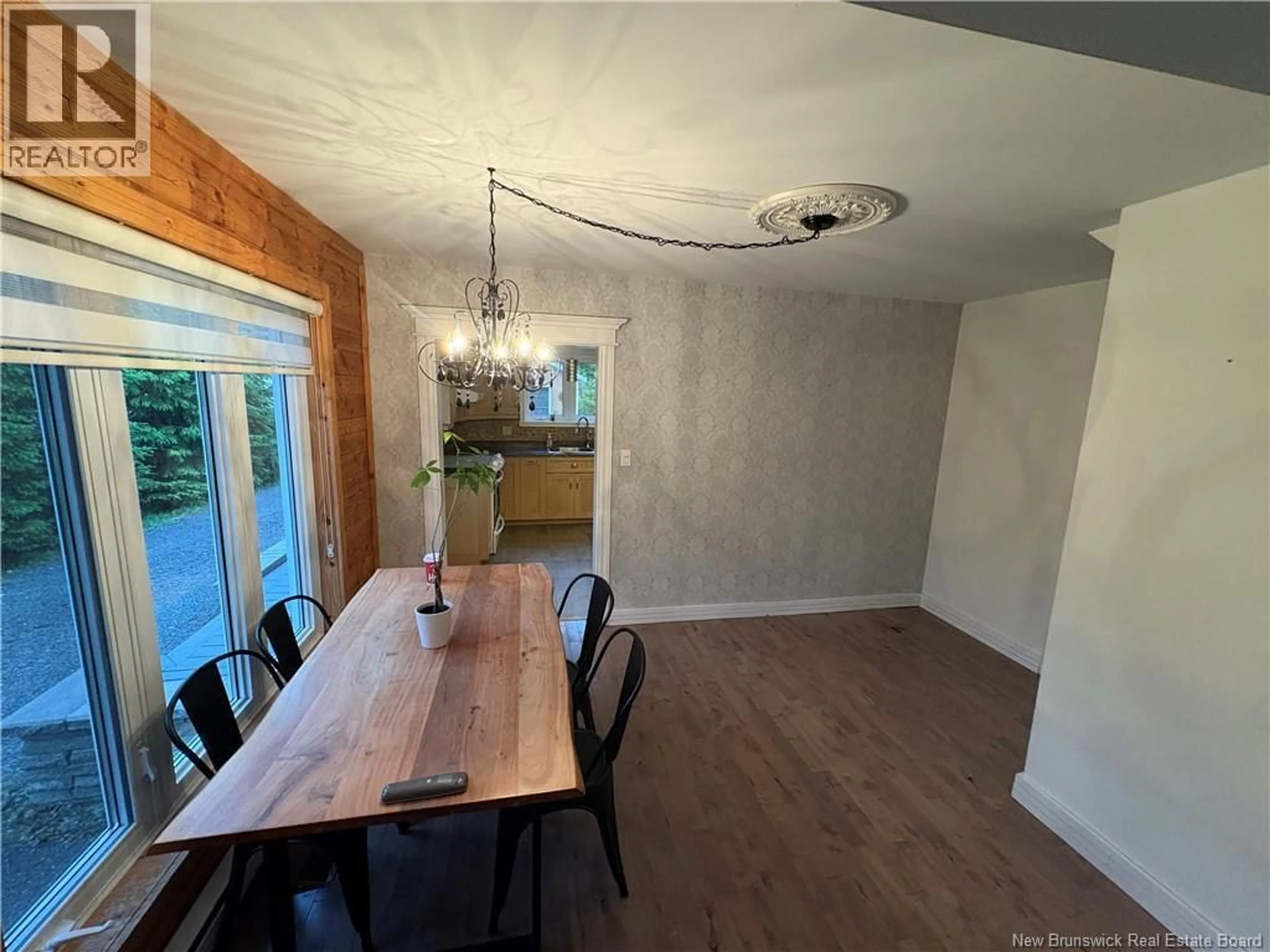 Dining room, wood/laminate floor for 172 PRINCIPALE STREET, Eel River Crossing New Brunswick E8E1T1