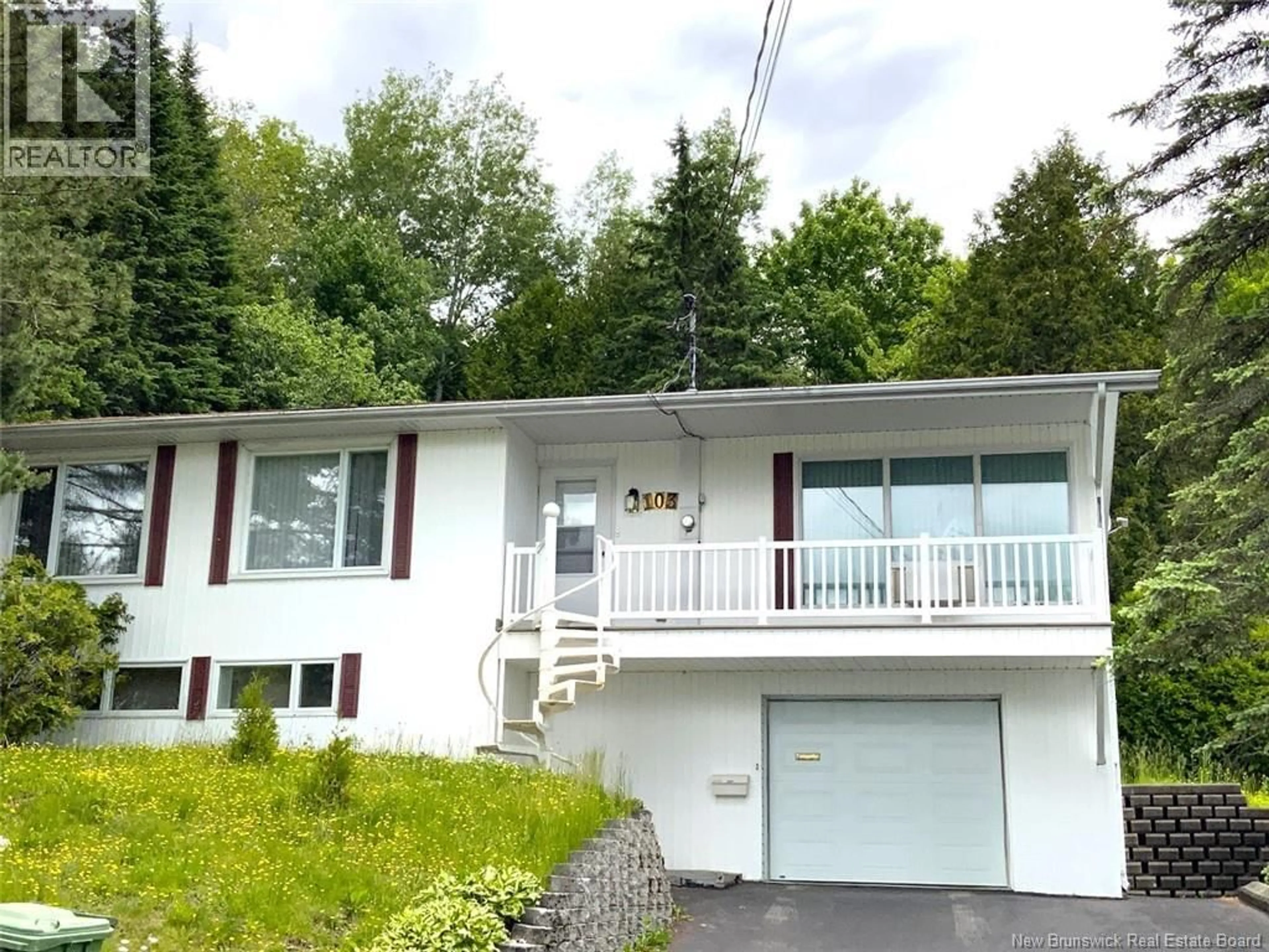 Home with vinyl exterior material, unknown for 103 J-GASPARD-BOUCHER AVENUE, Edmundston New Brunswick E3V1P8