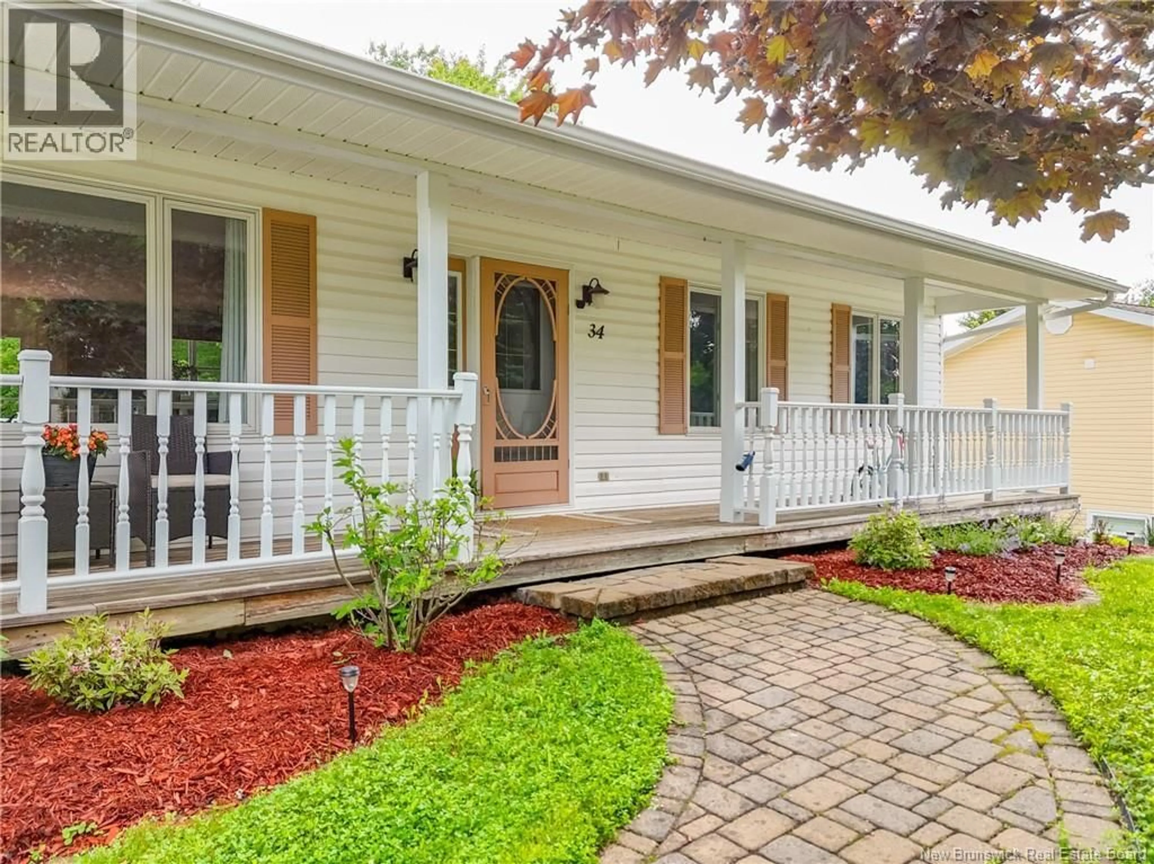 Home with vinyl exterior material, street for 34 PETTIGROVE CRESCENT, Fredericton New Brunswick E3A5P3