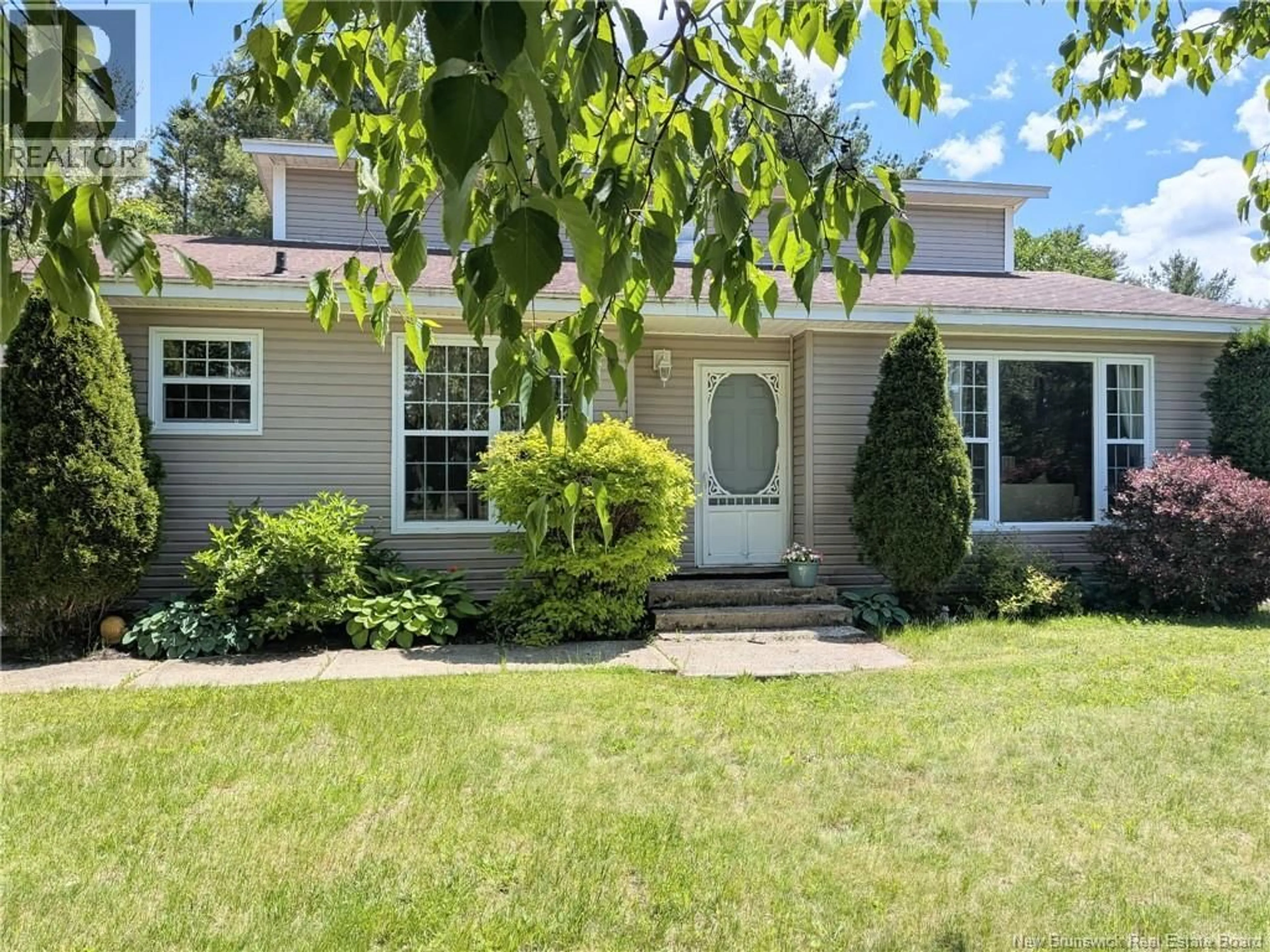Home with vinyl exterior material, street for 8 FENTON STREET, Miramichi New Brunswick E1N3G3