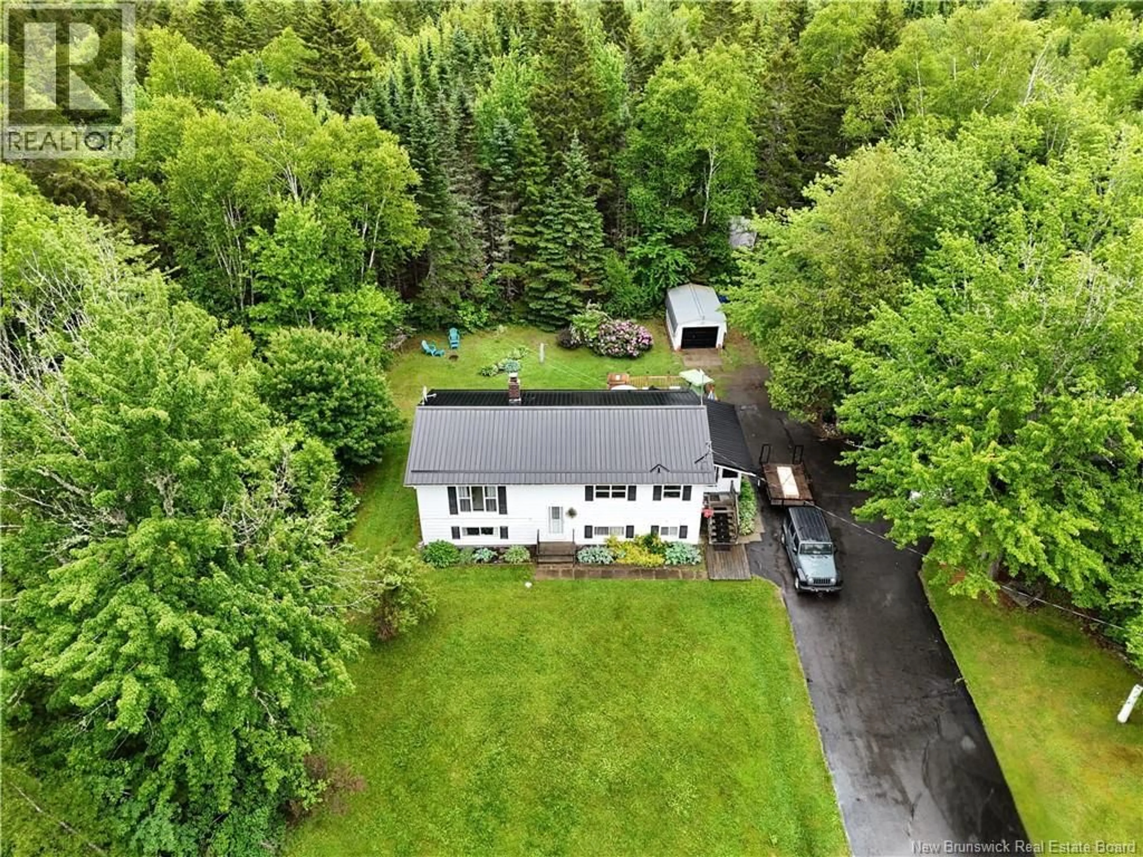 A pic from outside/outdoor area/front of a property/back of a property/a pic from drone, forest/trees view for 4400 ROUTE 640, Harvey New Brunswick E6K2X8