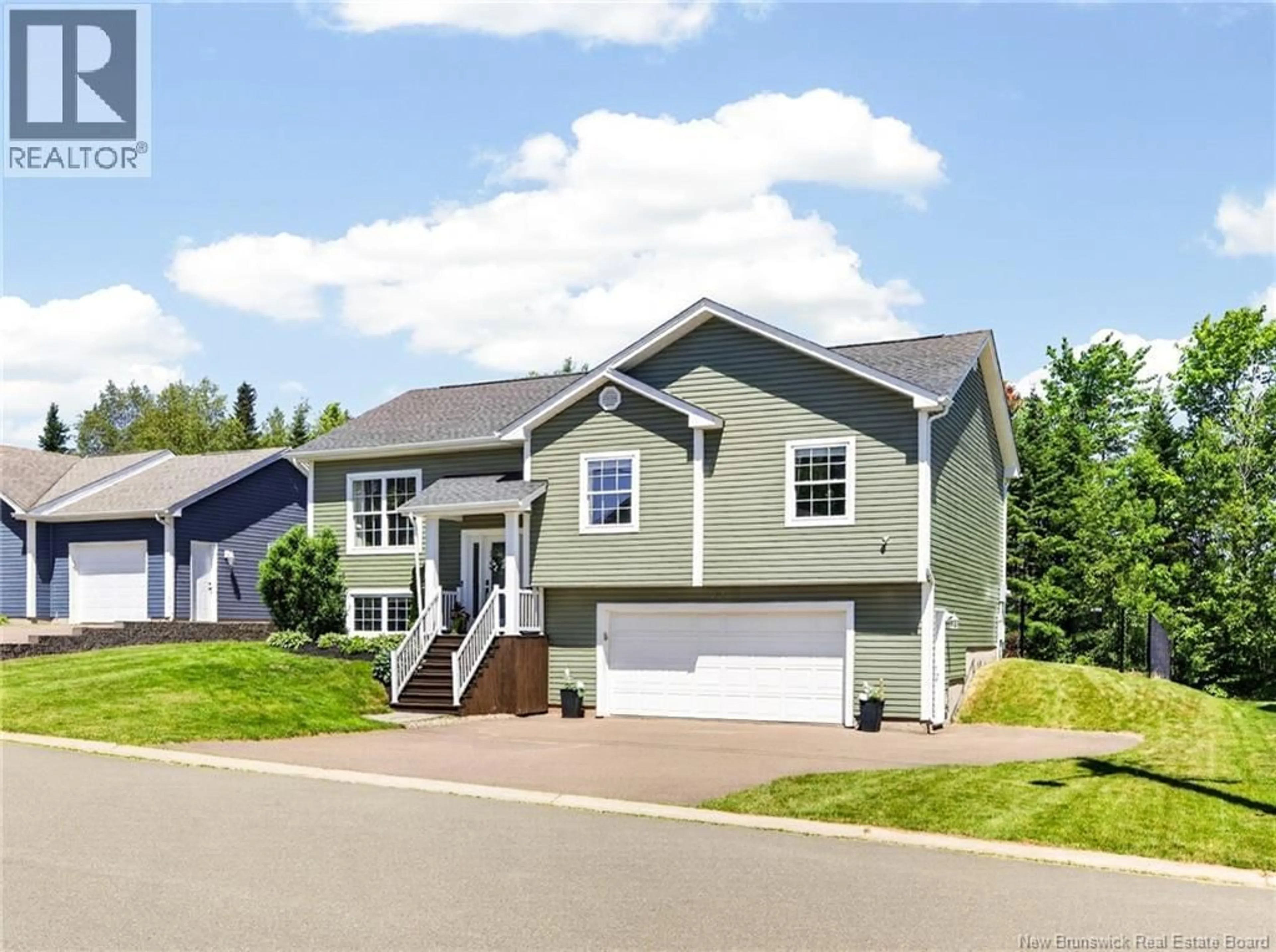 Home with vinyl exterior material, unknown for 22 MELINDA STREET, Dieppe New Brunswick E1A0W8