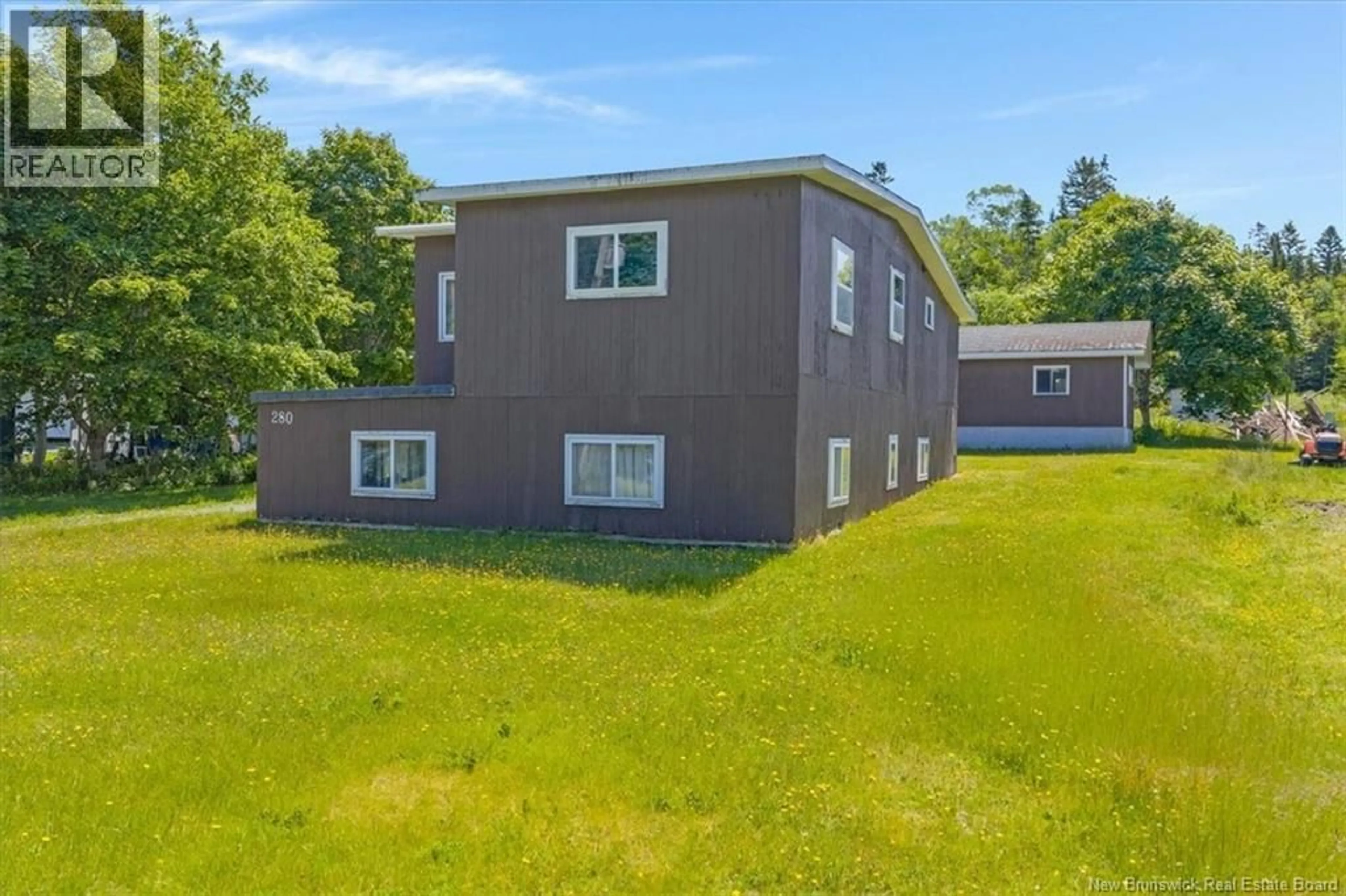 A pic from outside/outdoor area/front of a property/back of a property/a pic from drone, building for 280 ANTHONYS COVE ROAD, Saint John New Brunswick E2P1L1