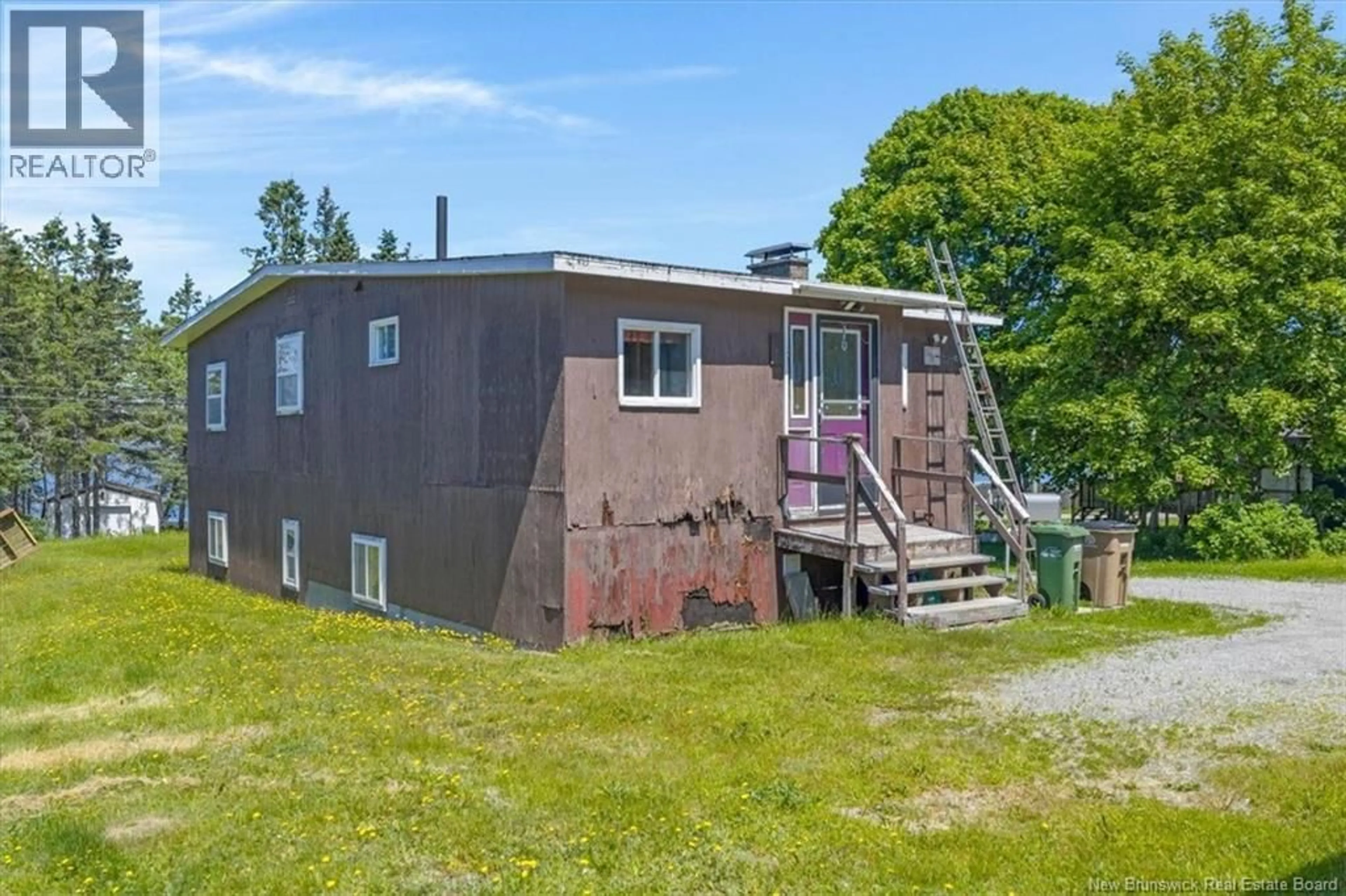A pic from outside/outdoor area/front of a property/back of a property/a pic from drone, building for 280 ANTHONYS COVE ROAD, Saint John New Brunswick E2P1L1