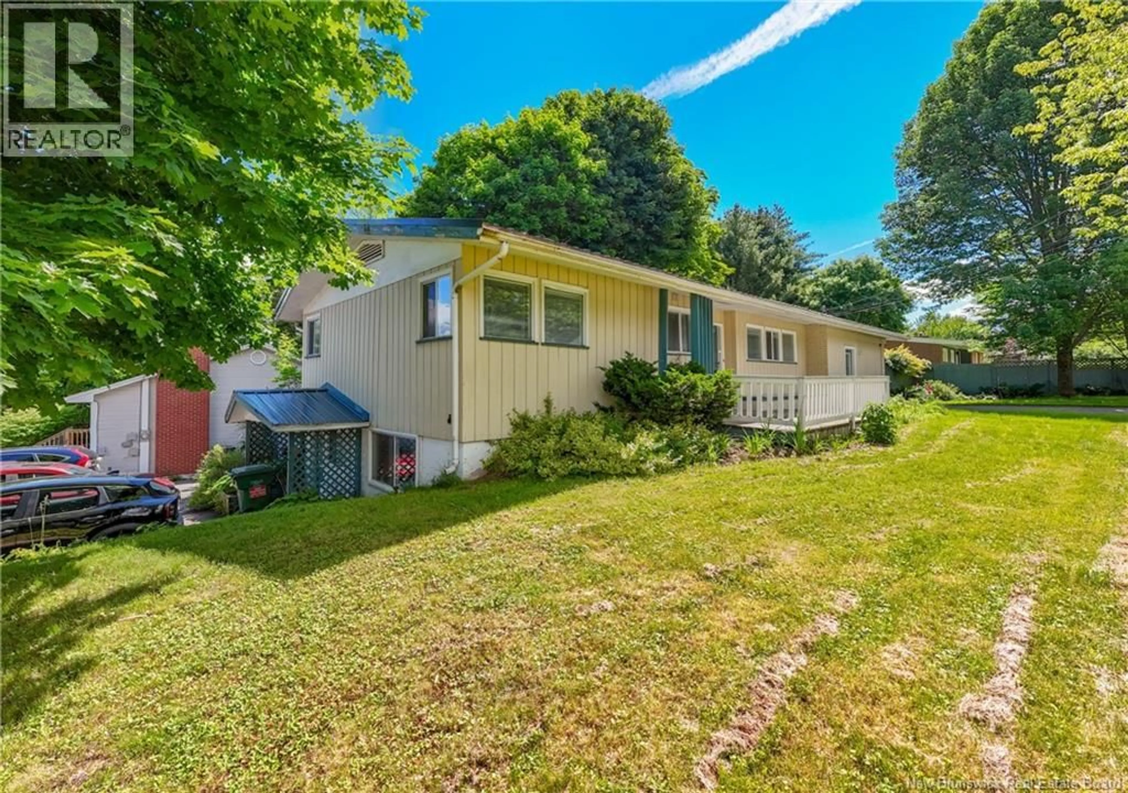 A pic from outside/outdoor area/front of a property/back of a property/a pic from drone, unknown for 105 KINGS COLLEGE ROAD, Fredericton New Brunswick E3B2E6