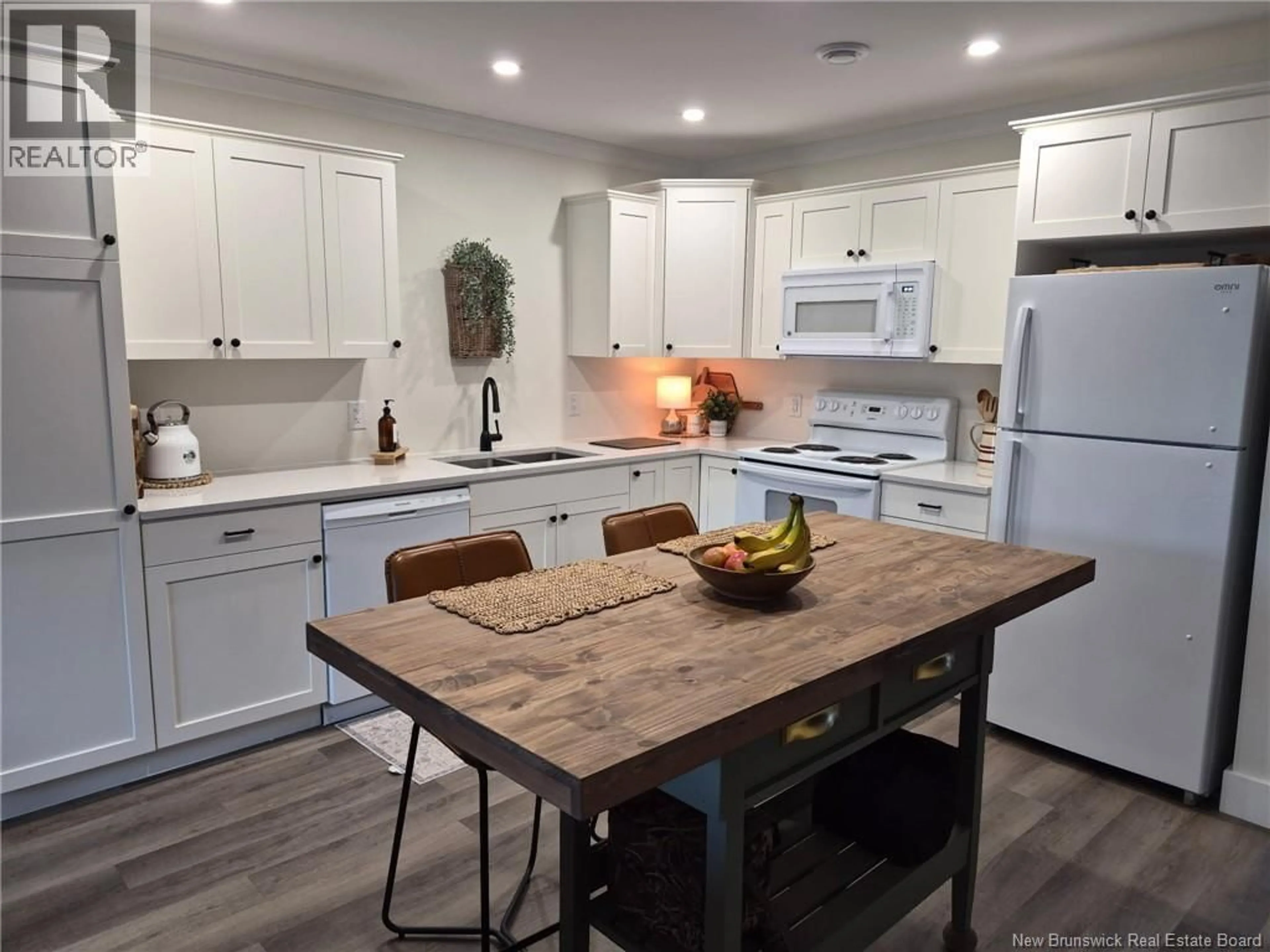 Open concept kitchen, unknown for 34 KING FISHER LANE, Apohaqui New Brunswick E5P3G2
