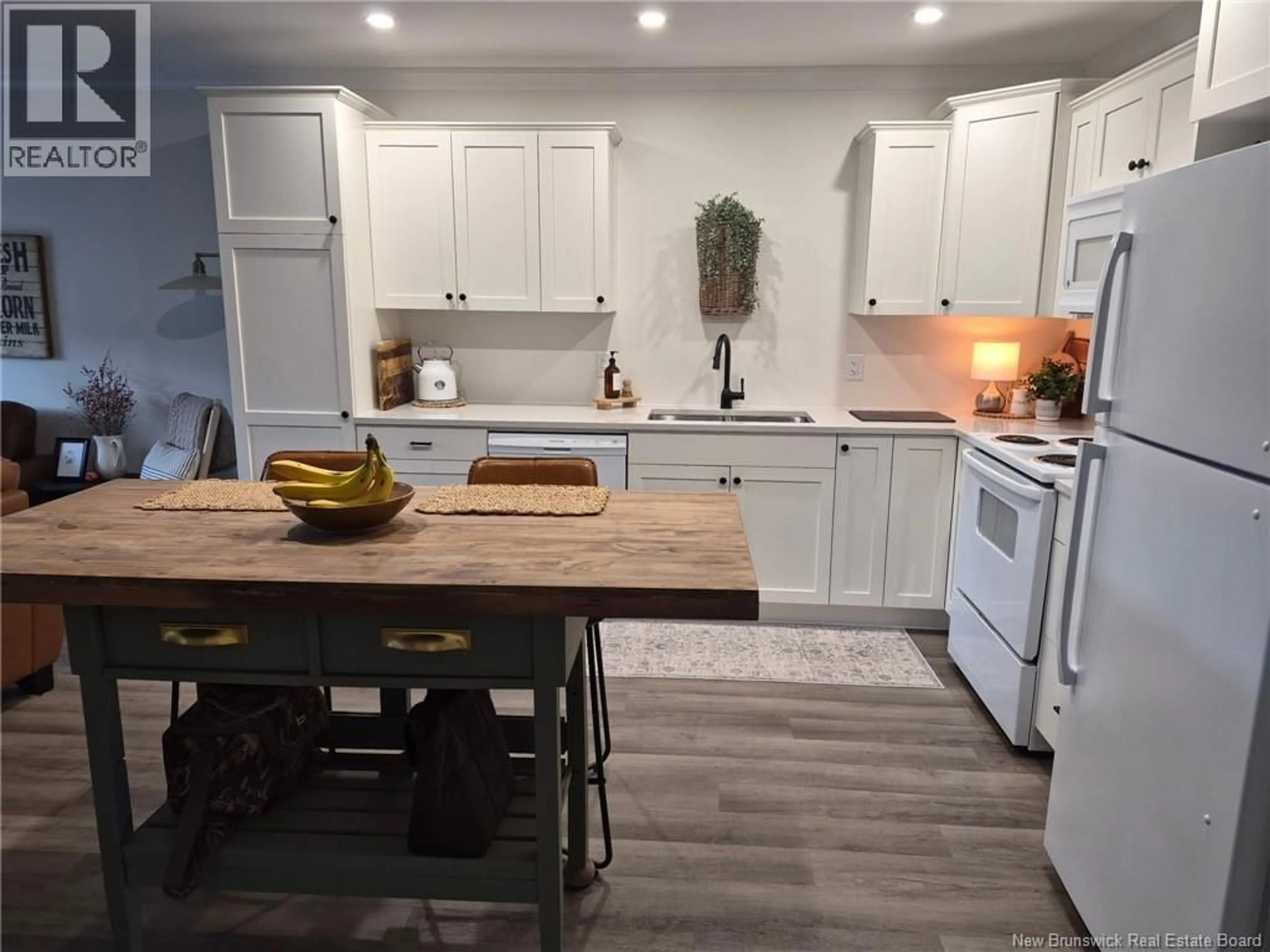 Open concept kitchen, unknown for 34 KING FISHER LANE, Apohaqui New Brunswick E5P3G2