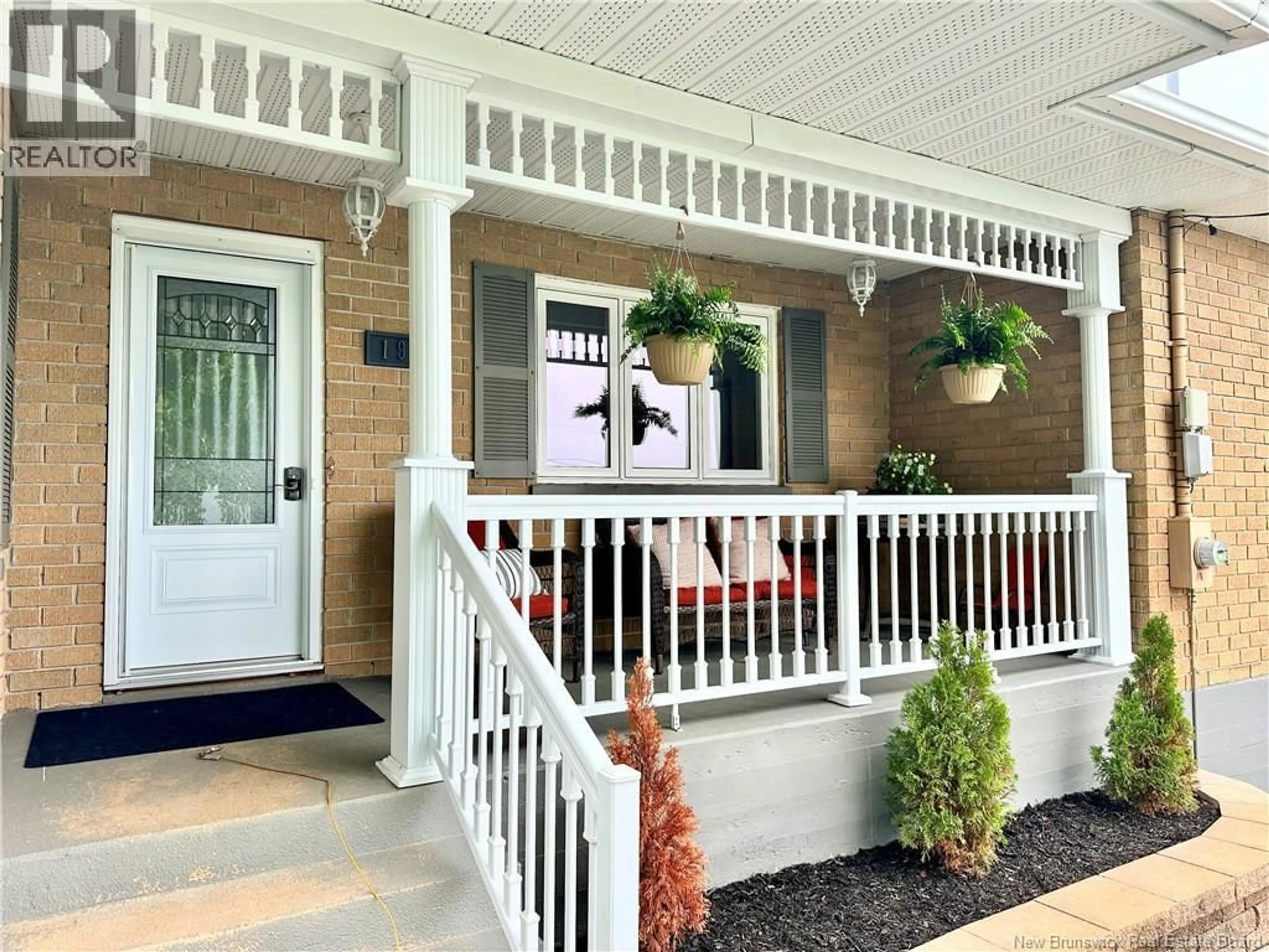 Home with vinyl exterior material, street for 196 GODBOUT STREET, Grand-Sault/Grand Falls New Brunswick E3Y1C2