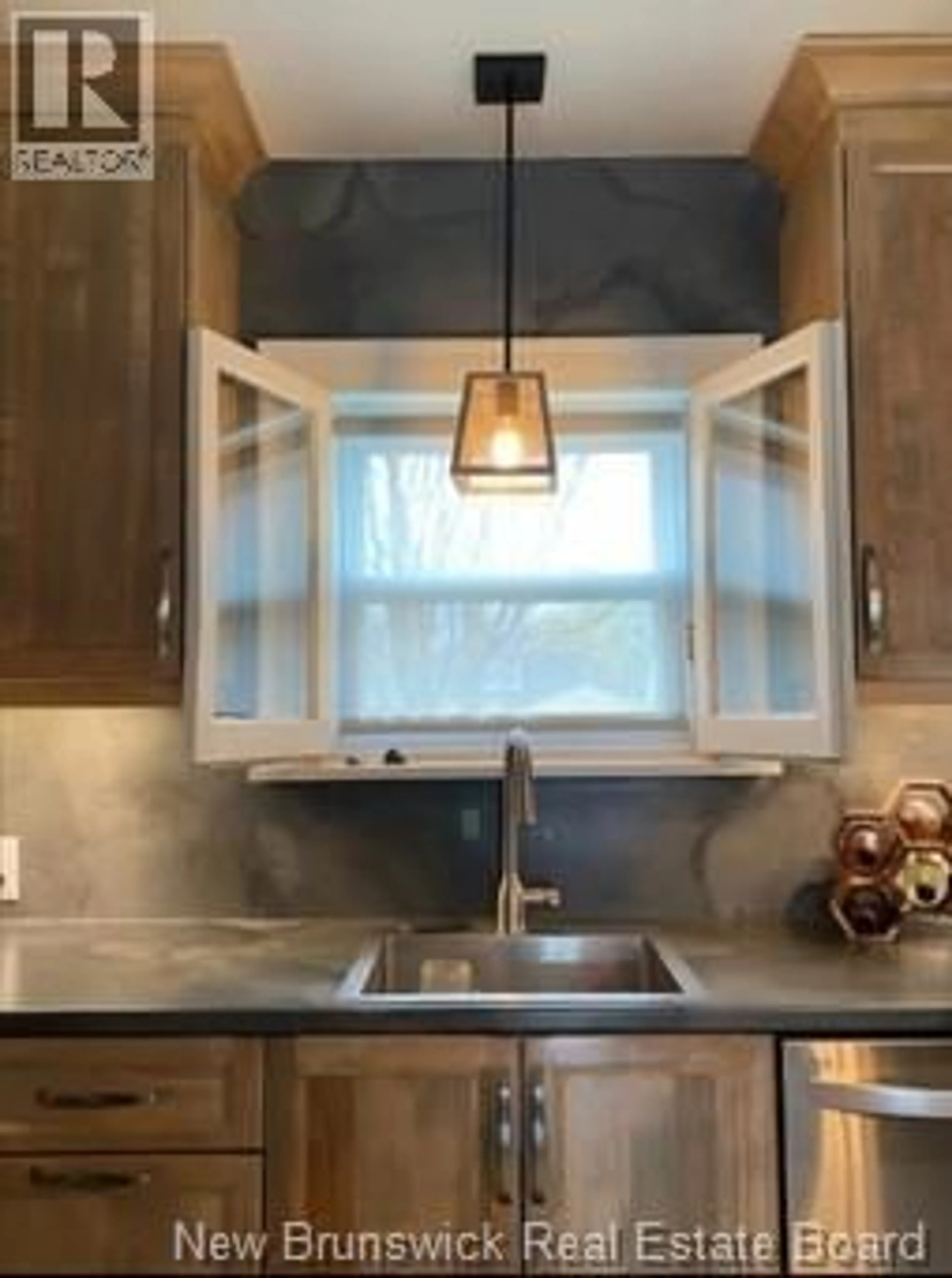 Contemporary kitchen, unknown for 37 JONES STREET, Moncton New Brunswick E1C1E5