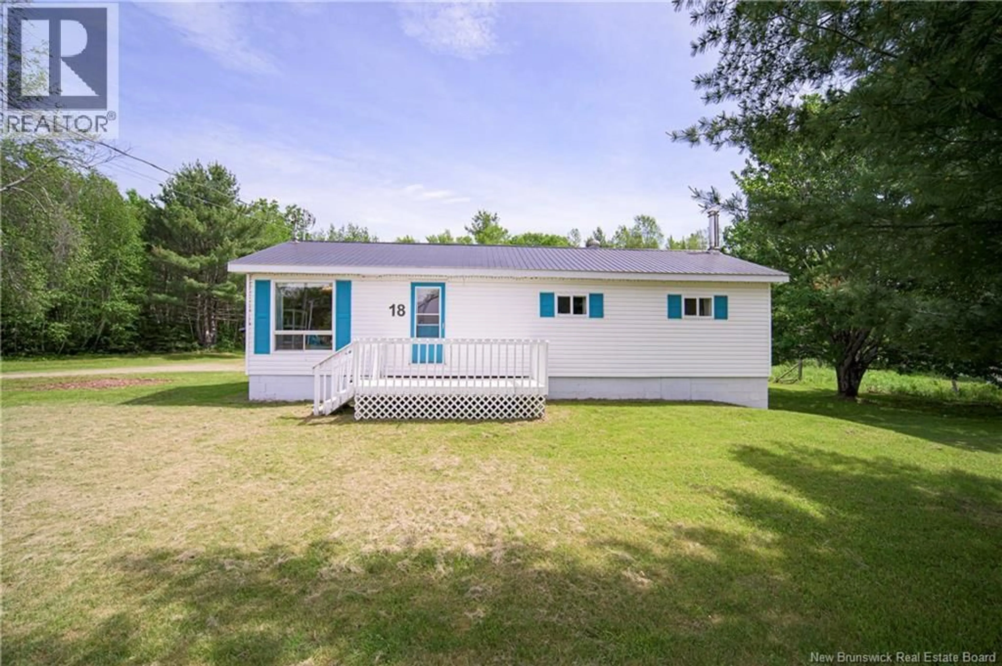 Home with vinyl exterior material, unknown for 18 HAZELTON ROAD, Doaktown New Brunswick E9C1N6