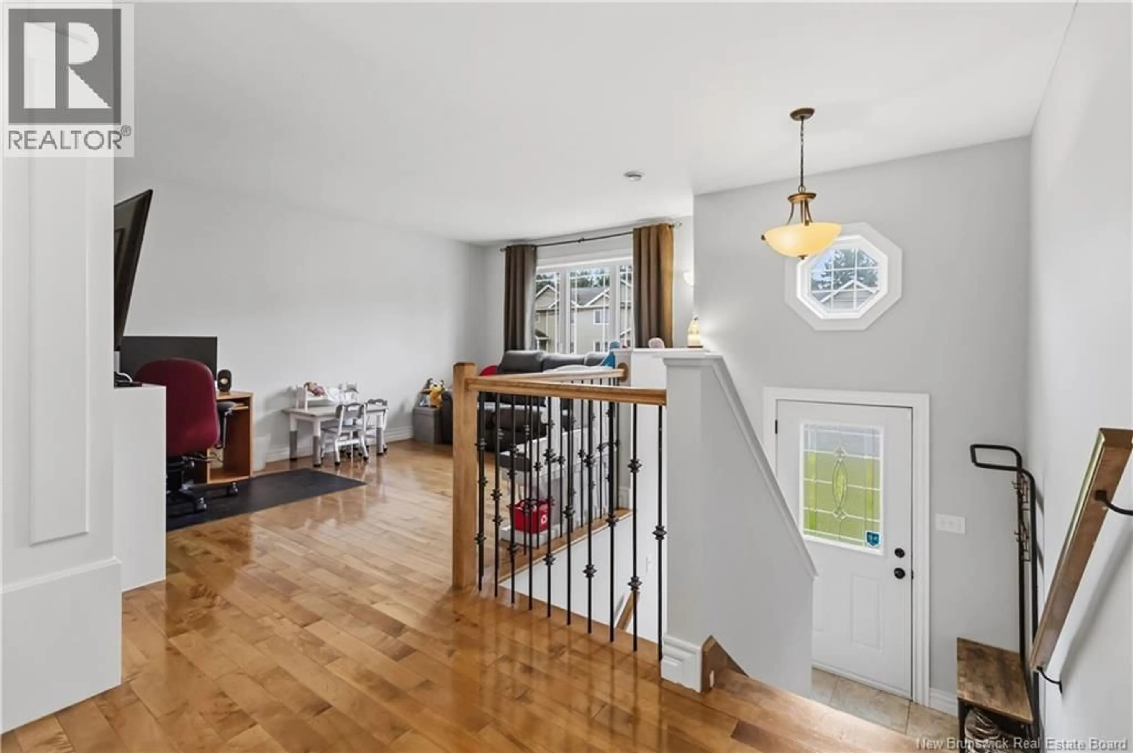 Indoor foyer for 35 SALEM COURT, Moncton New Brunswick E1G0G5
