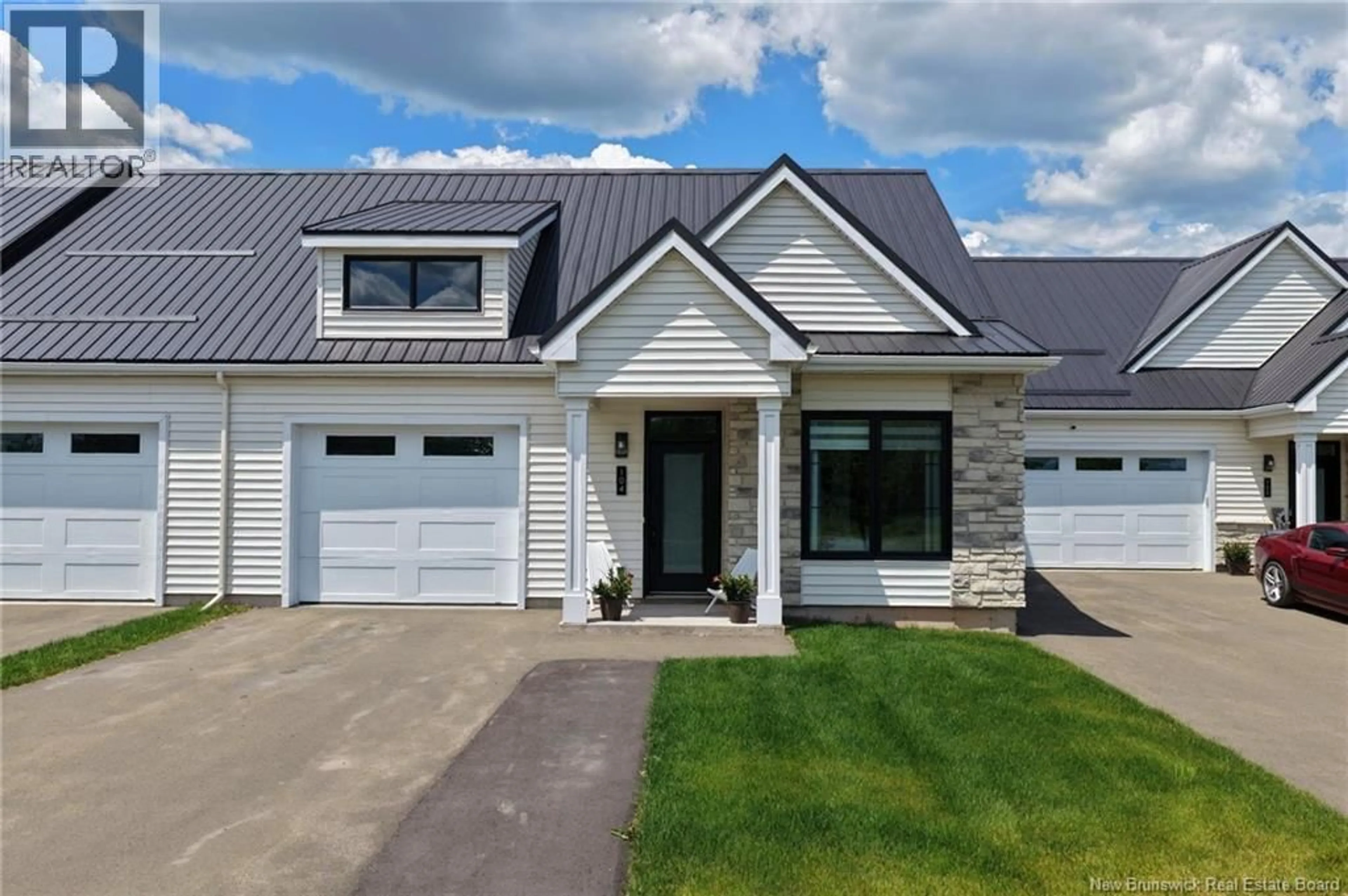 Home with vinyl exterior material, street for 104 - 724 ROUTE 133, Pointe-Du-Chêne New Brunswick E4P5A3