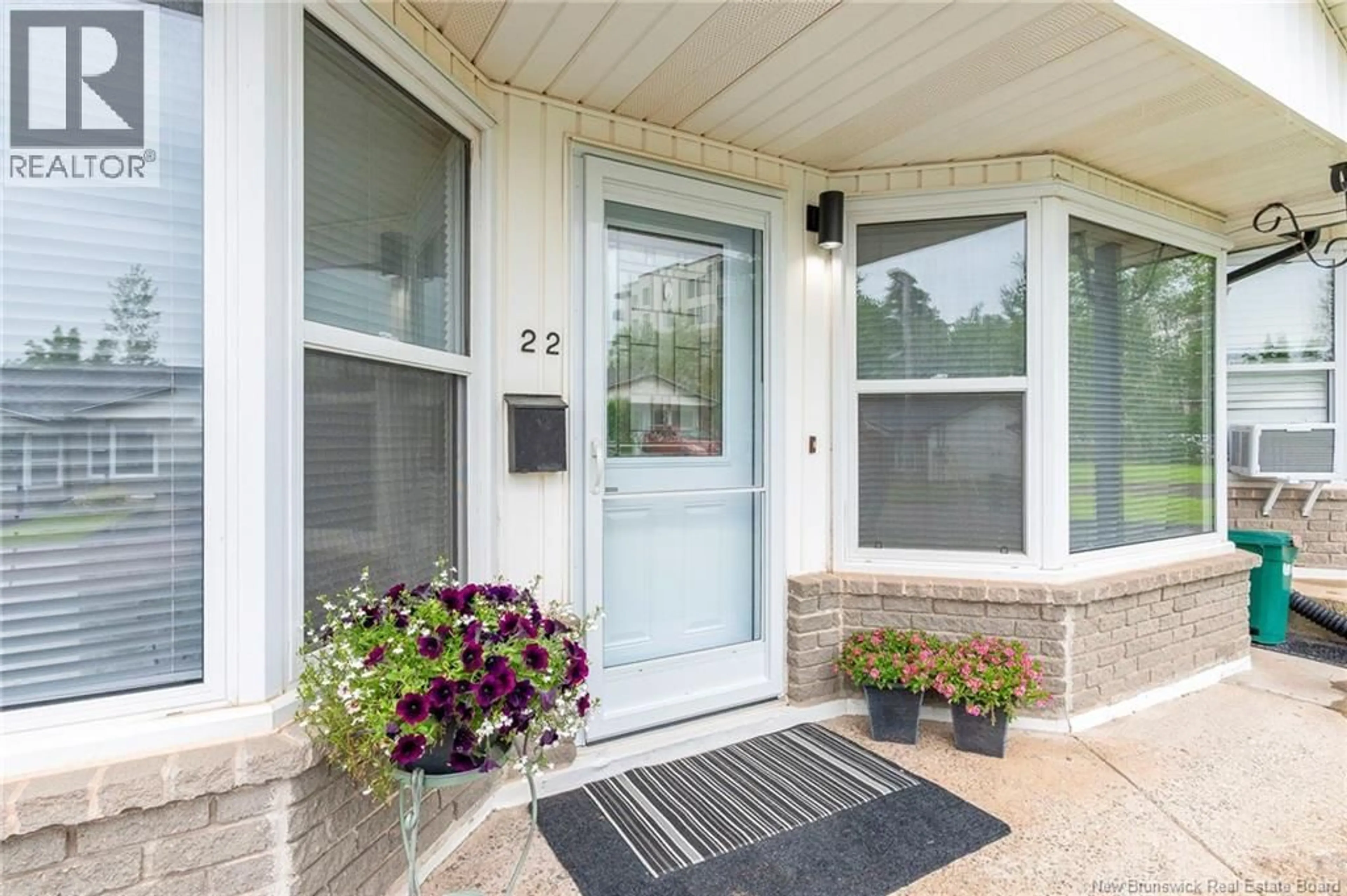 Indoor entryway for 22 - 435 PINE GLEN ROAD, Riverview New Brunswick E1B4J8