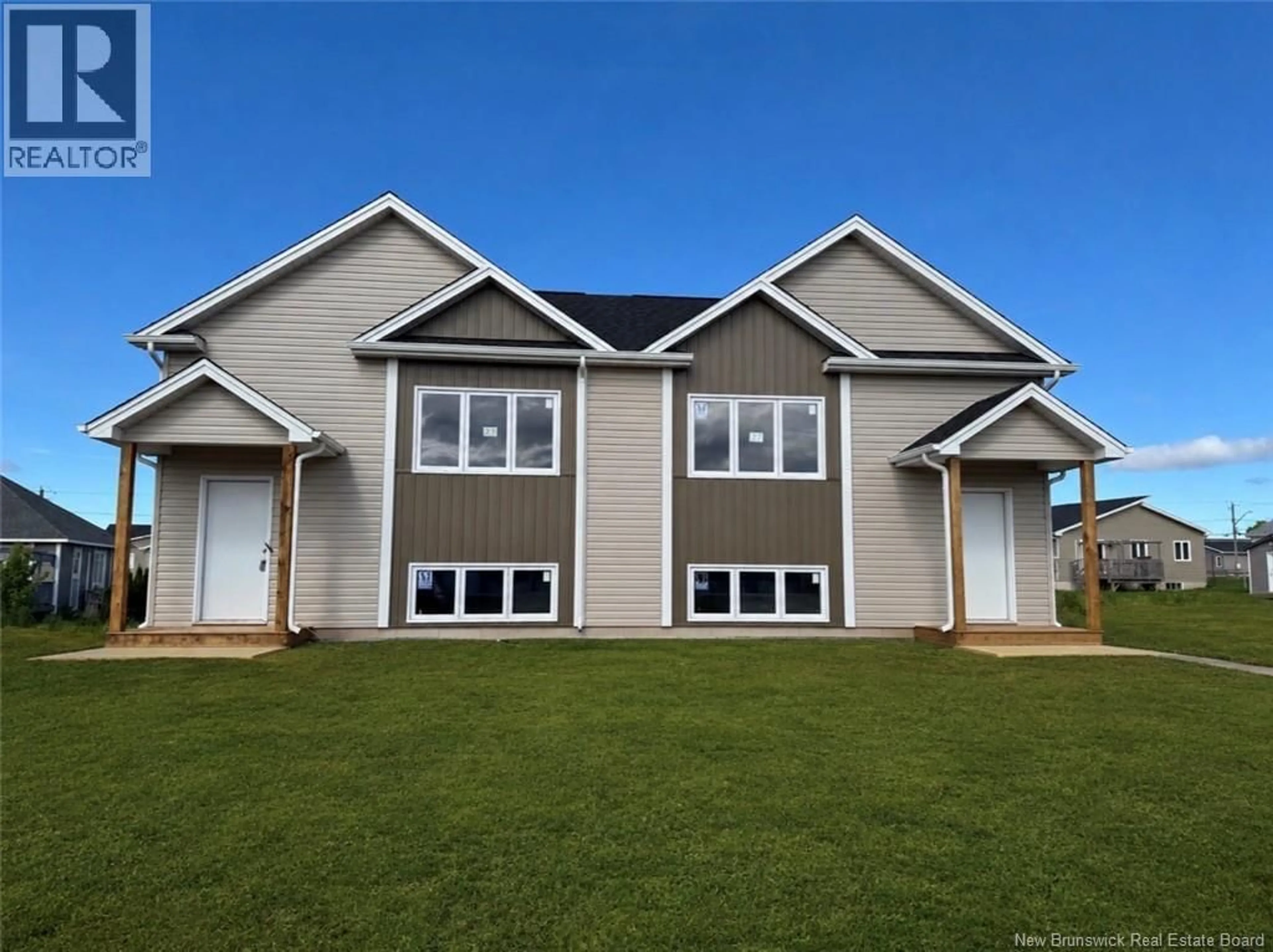 Home with vinyl exterior material, building for 37 ALOSIER CRESCENT, Moncton New Brunswick E1K0A1