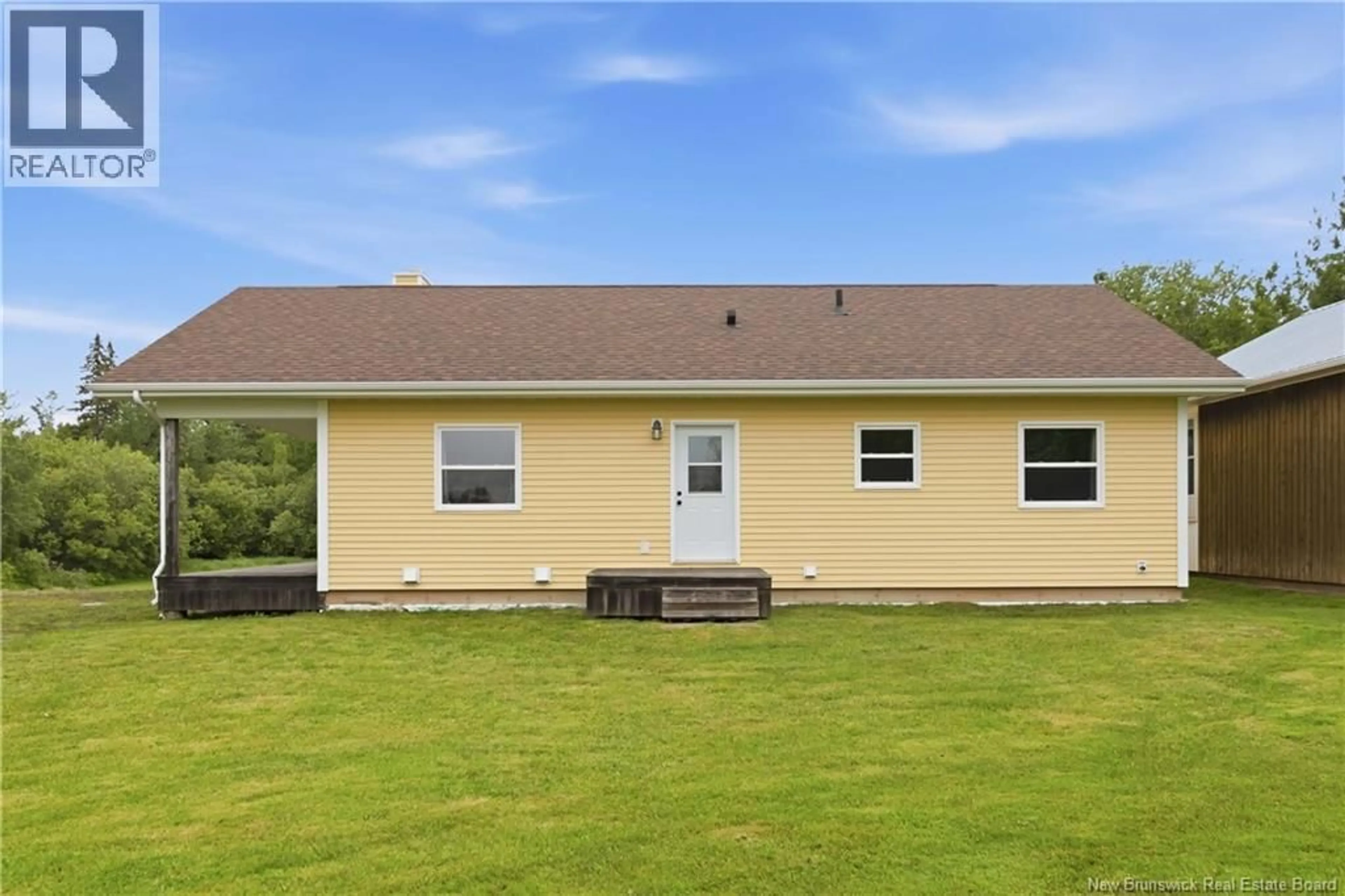 Home with vinyl exterior material, unknown for 831 SAINT ANDRE ROAD, Saint-Andre-LeBlanc New Brunswick E4P6C8