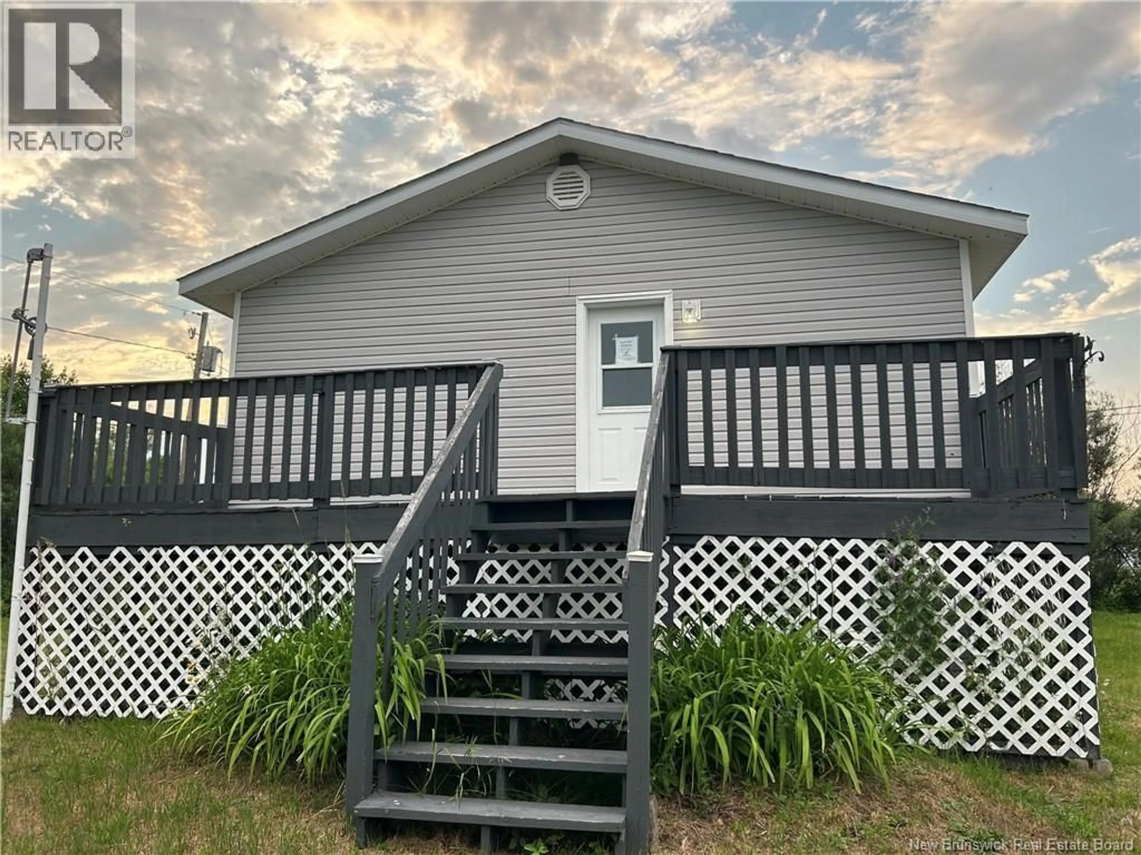 Home with vinyl exterior material, building for 17 POIRIER AVENUE, Poirier Subdivision New Brunswick E8L1V5