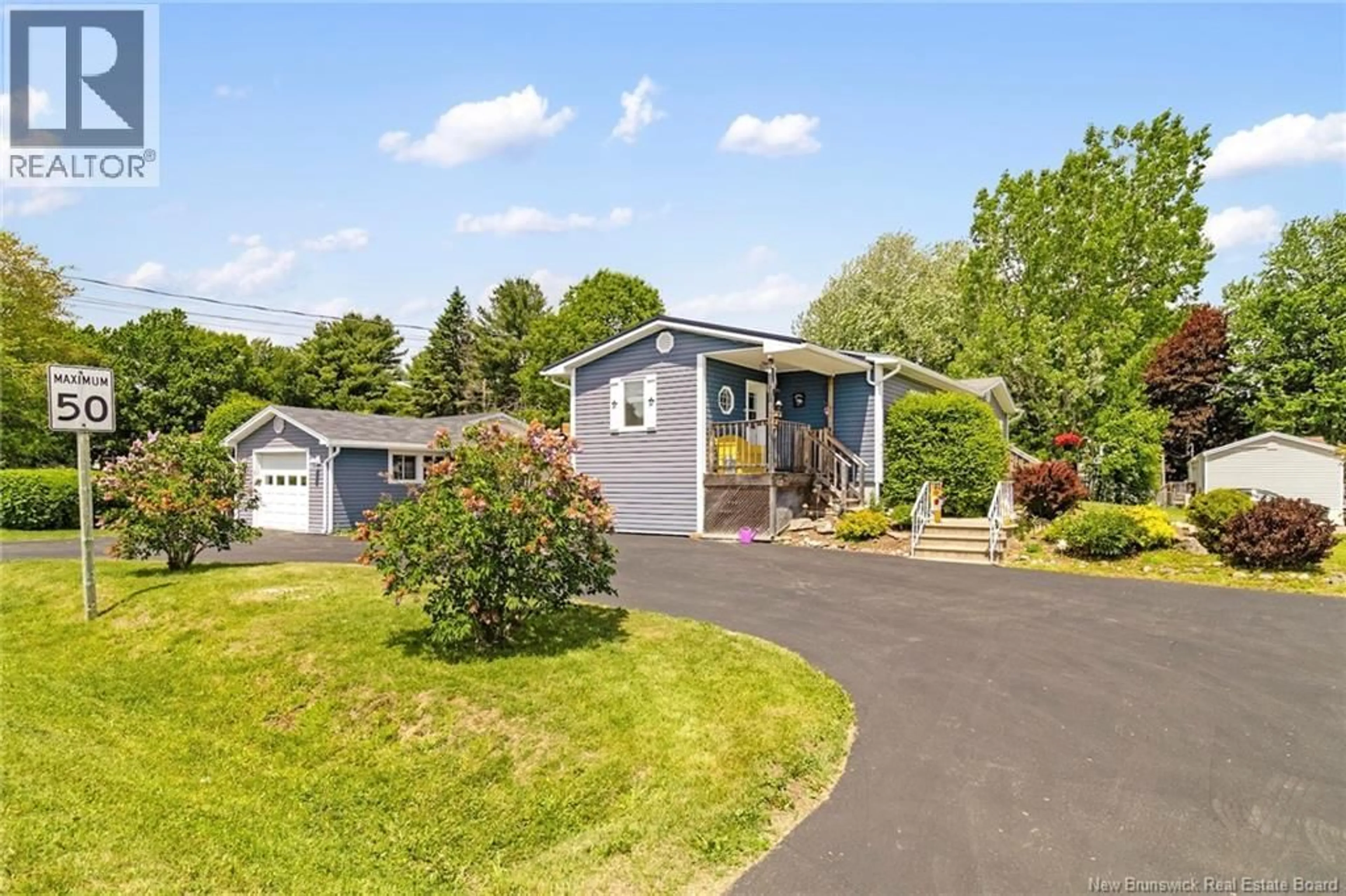 Home with vinyl exterior material, unknown for 82 NEVERS ROAD, Lincoln New Brunswick E3B8R8