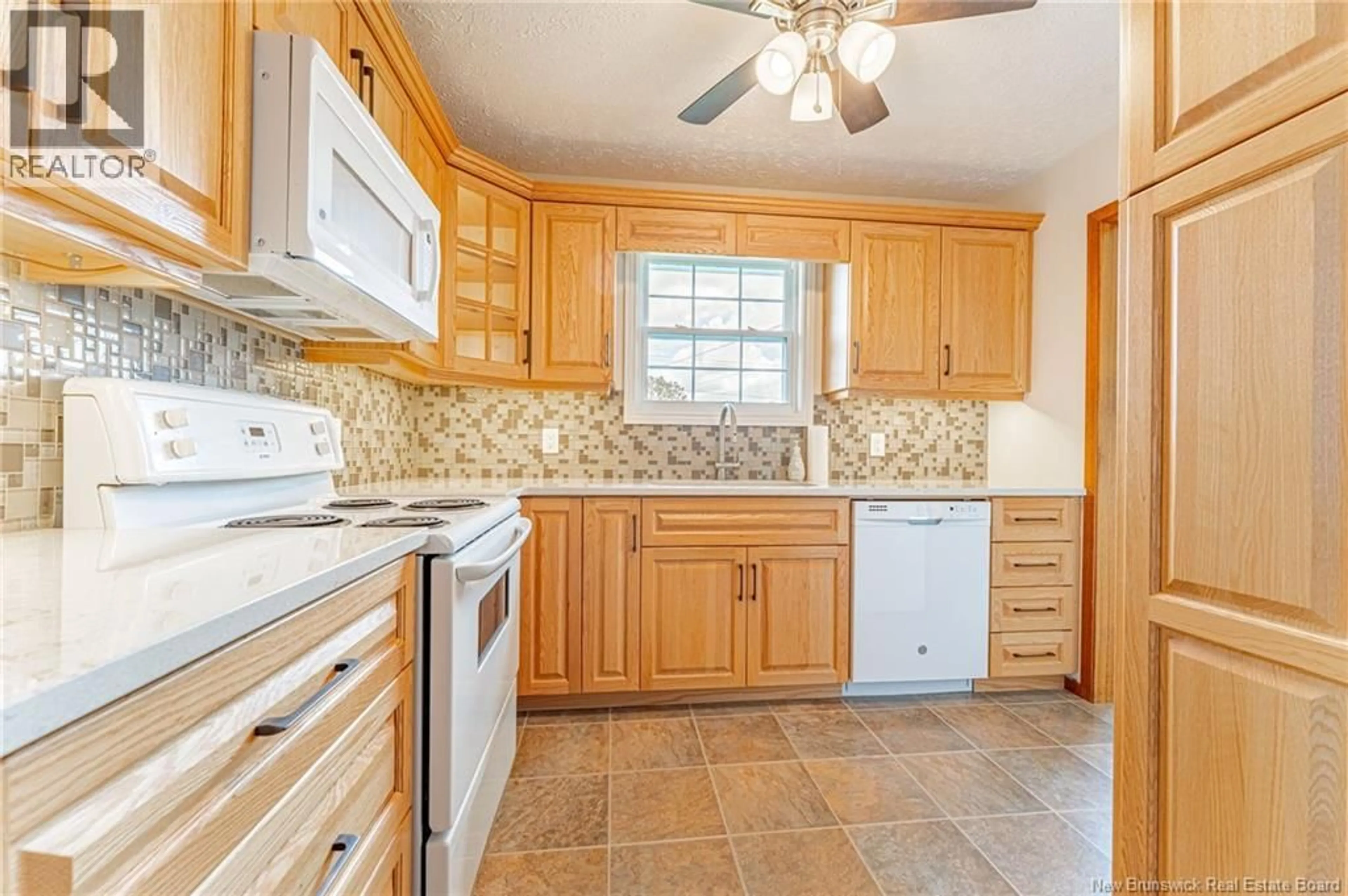 Standard kitchen, ceramic/tile floor for 160 ROUTE 3, New Market New Brunswick E6K2W2