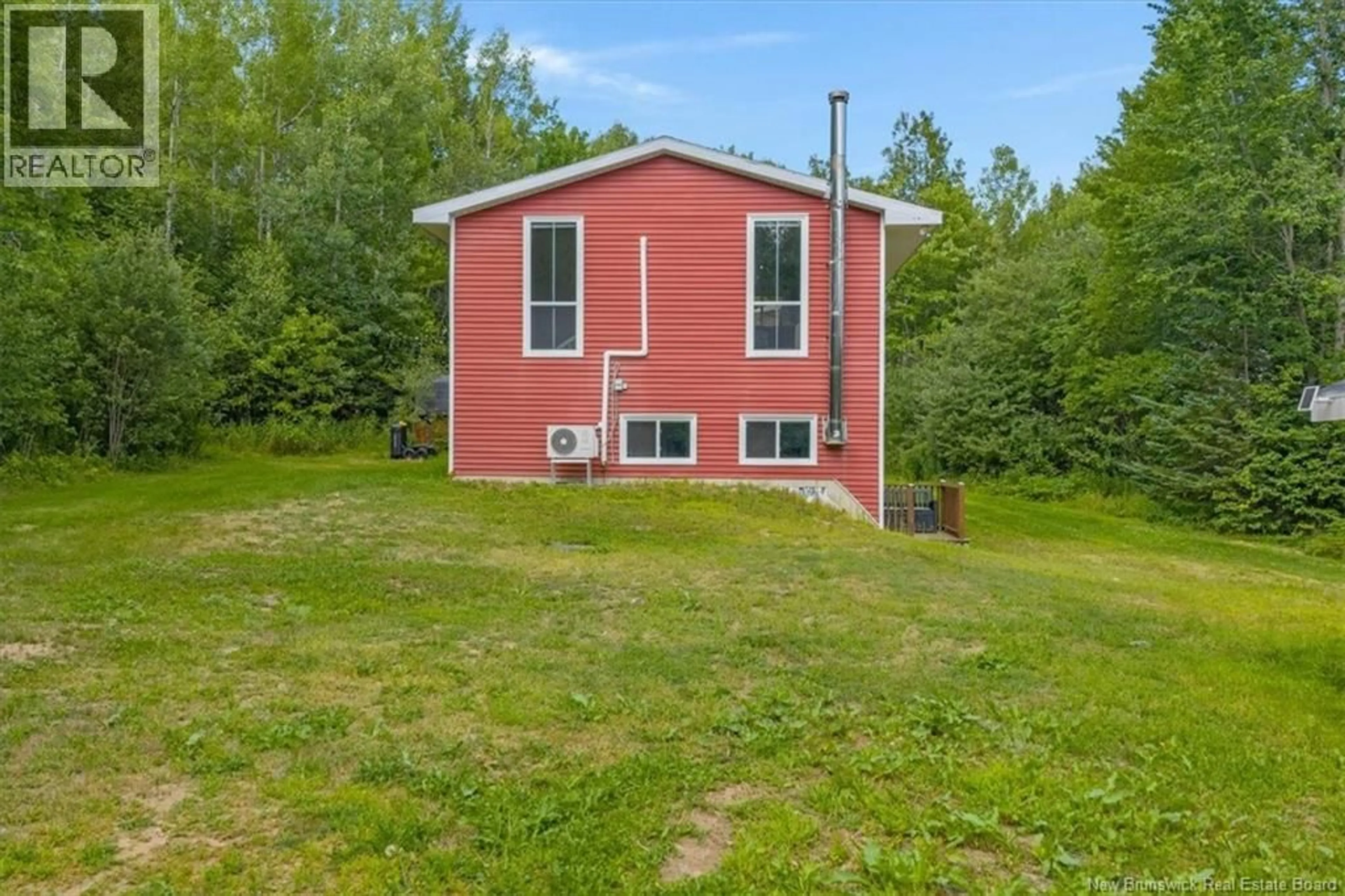 Shed for 700 ROUTE 121, Bloomfield New Brunswick E5T1E8