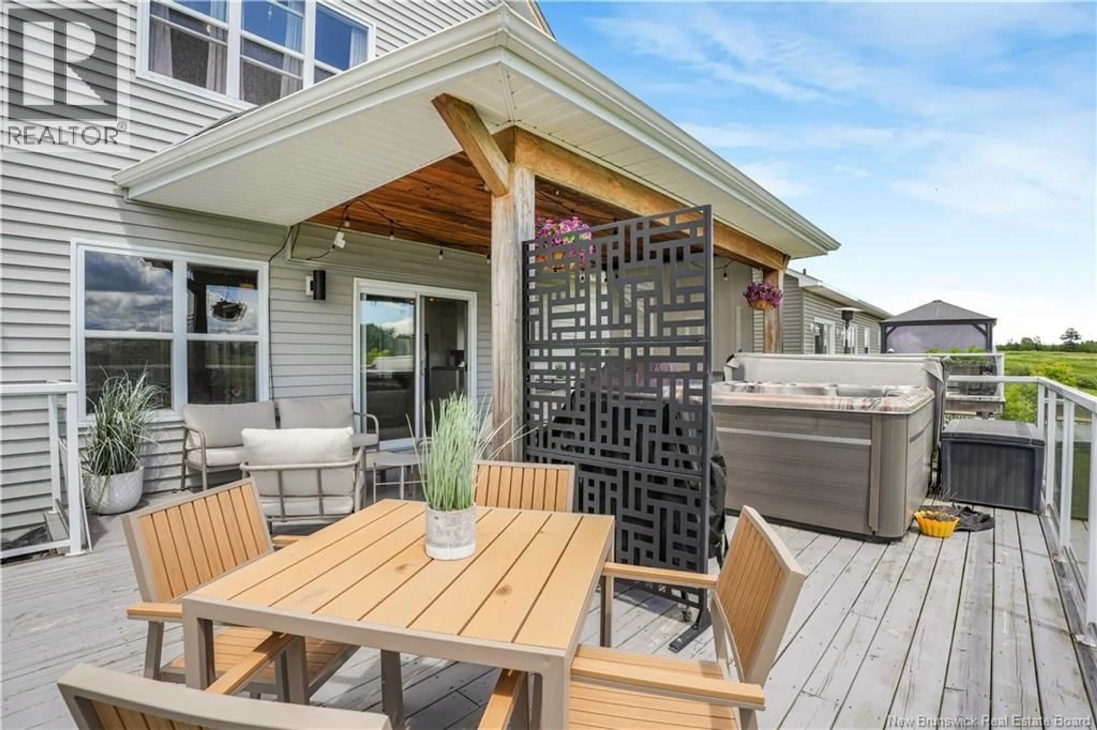 Patio, street for 662 HILLCREST DRIVE, Fredericton New Brunswick E3A5L9