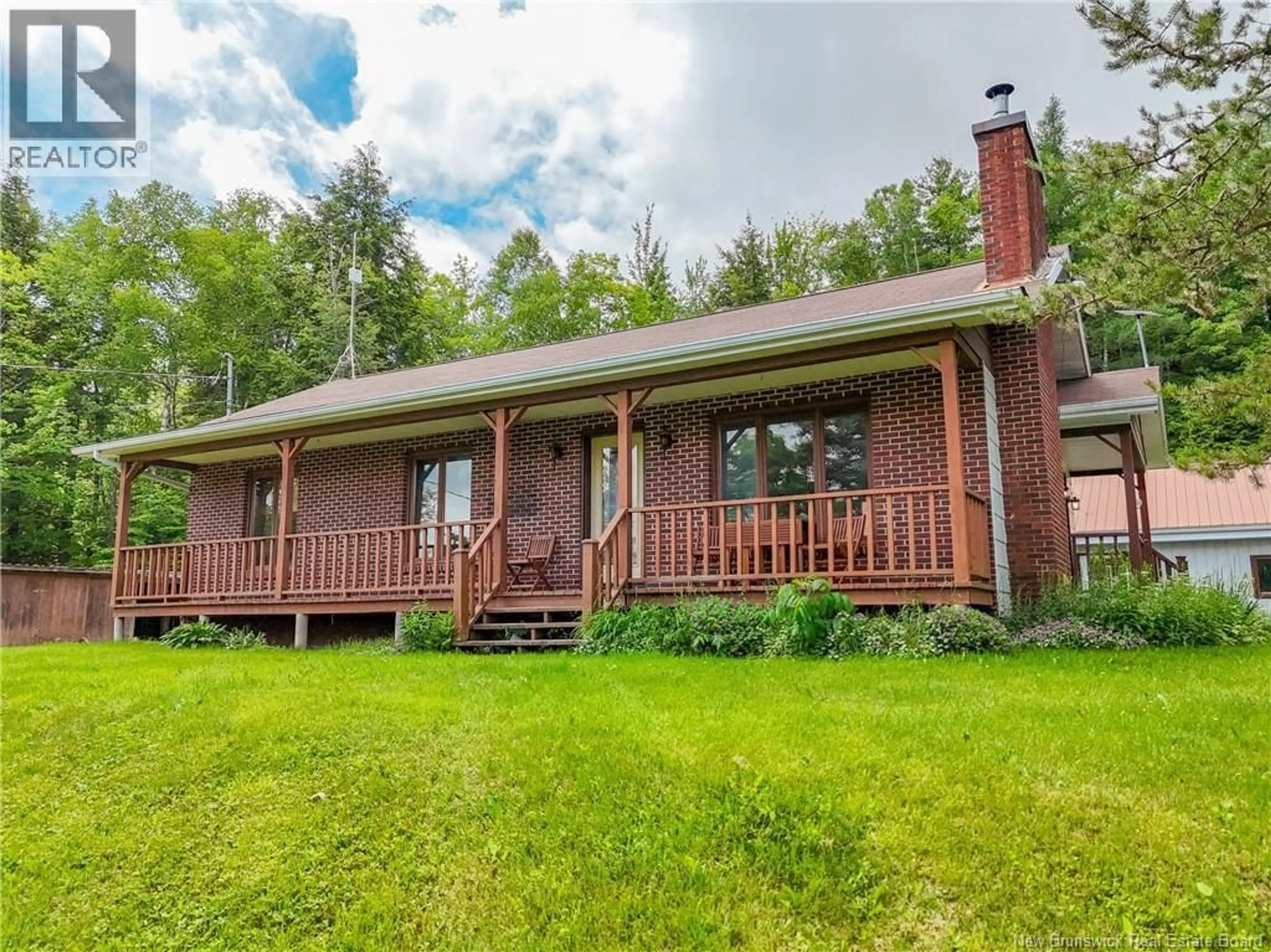 Home with vinyl exterior material, unknown for 5 FORT MEDUCTIC ROAD, Hay Settlement New Brunswick E7N2V4