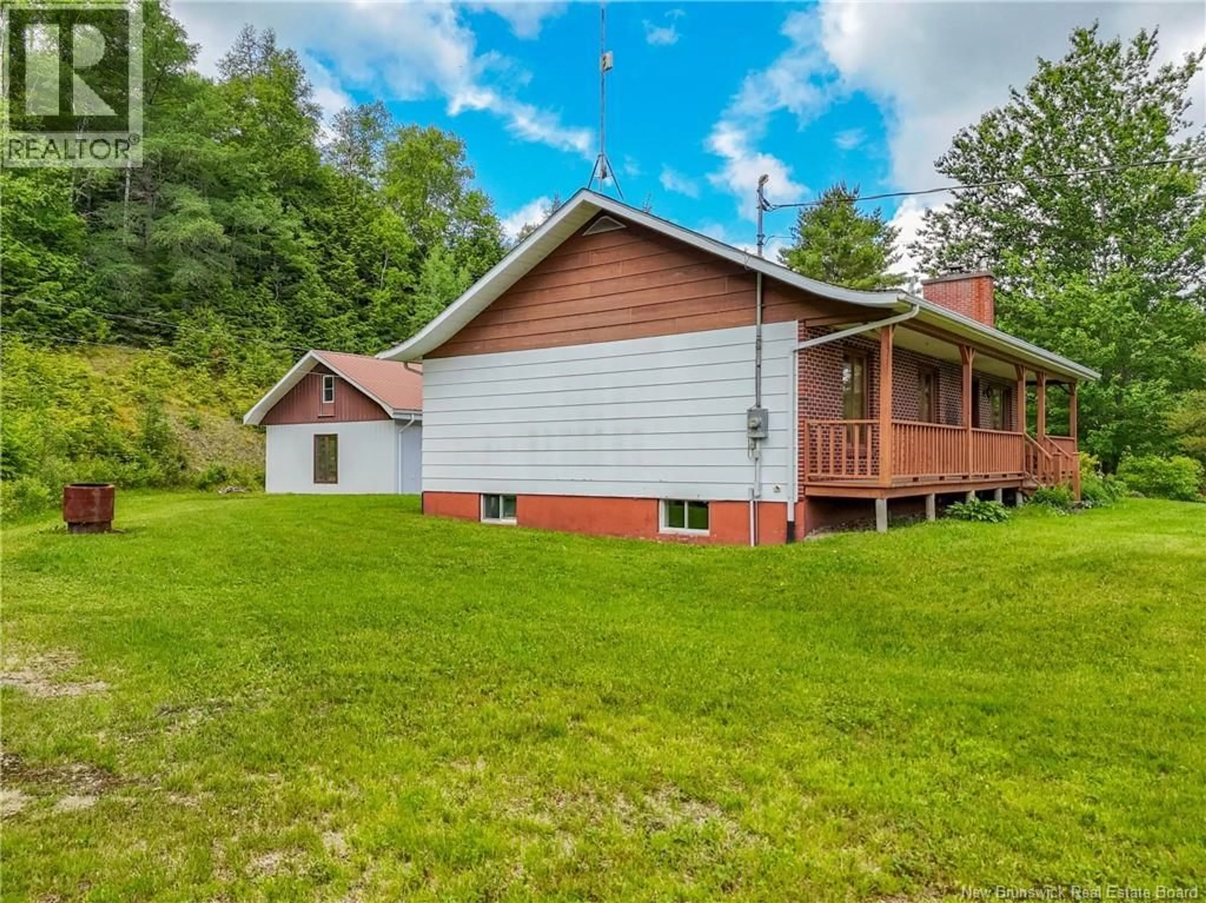 A pic from outside/outdoor area/front of a property/back of a property/a pic from drone, water/lake/river/ocean view for 5 FORT MEDUCTIC ROAD, Hay Settlement New Brunswick E7N2V4