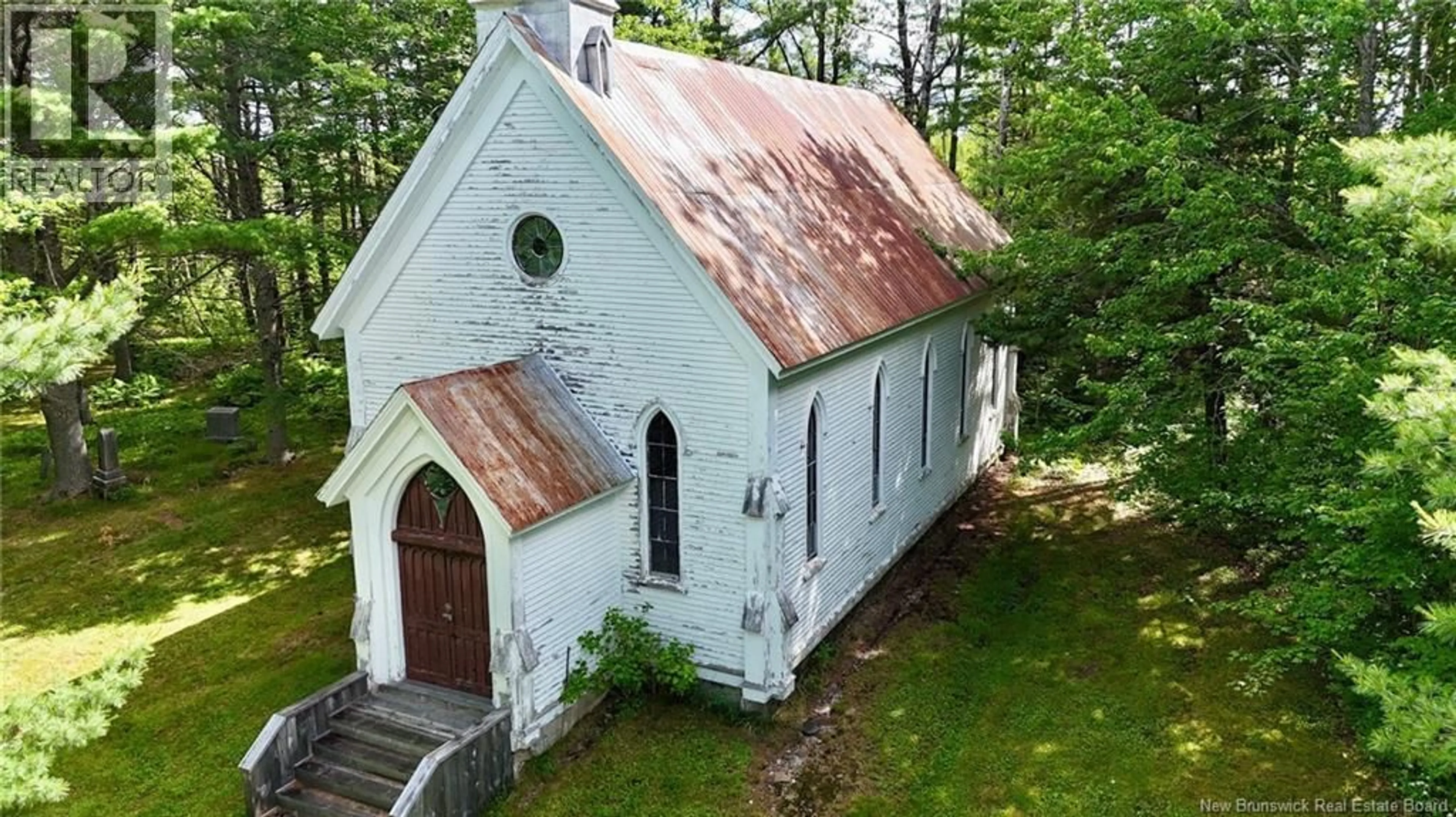 A pic from outside/outdoor area/front of a property/back of a property/a pic from drone, building for 122 ROUTE 745, Oak Hill New Brunswick E5A2E3