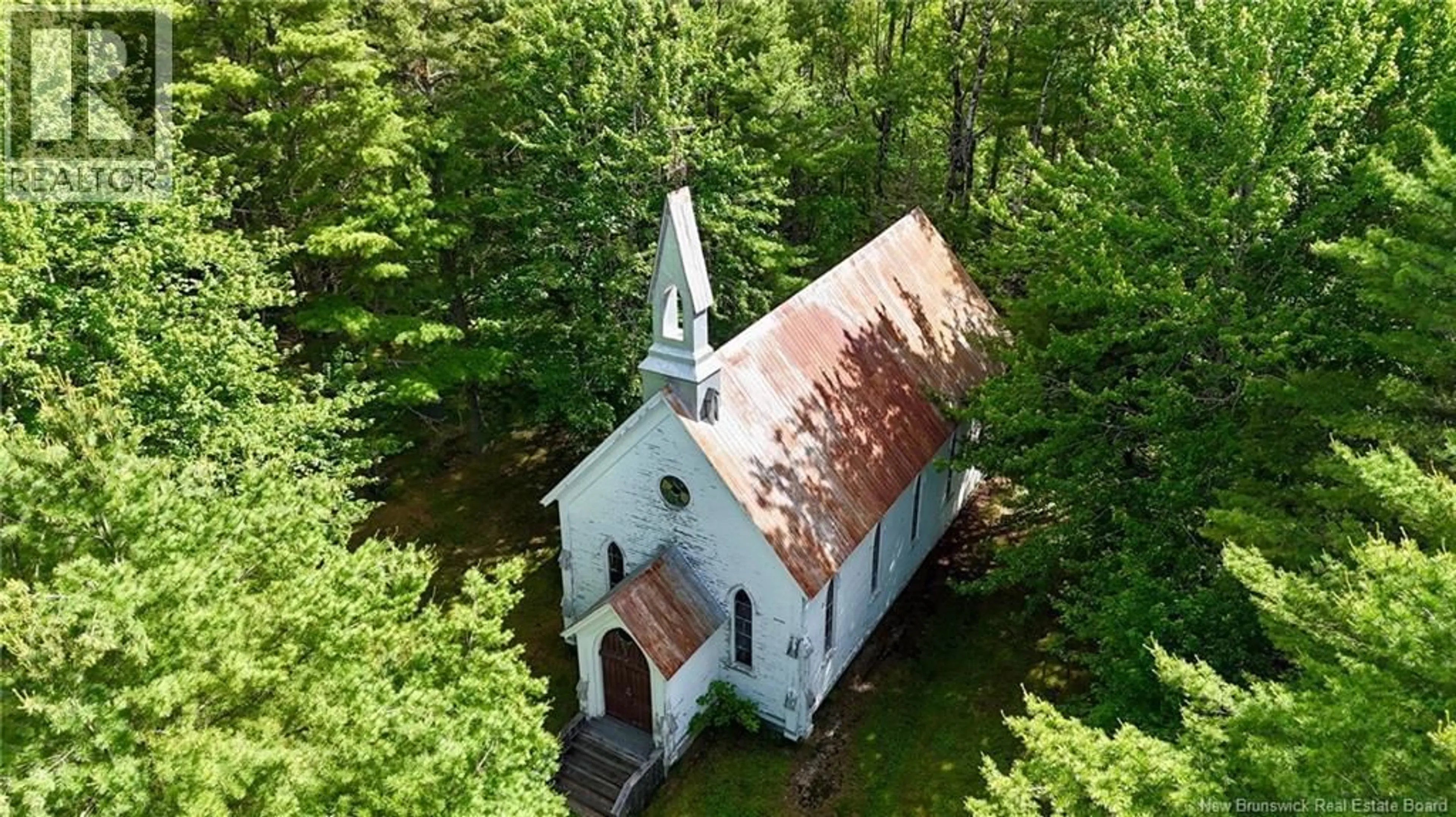 A pic from outside/outdoor area/front of a property/back of a property/a pic from drone, building for 122 ROUTE 745, Oak Hill New Brunswick E5A2E3