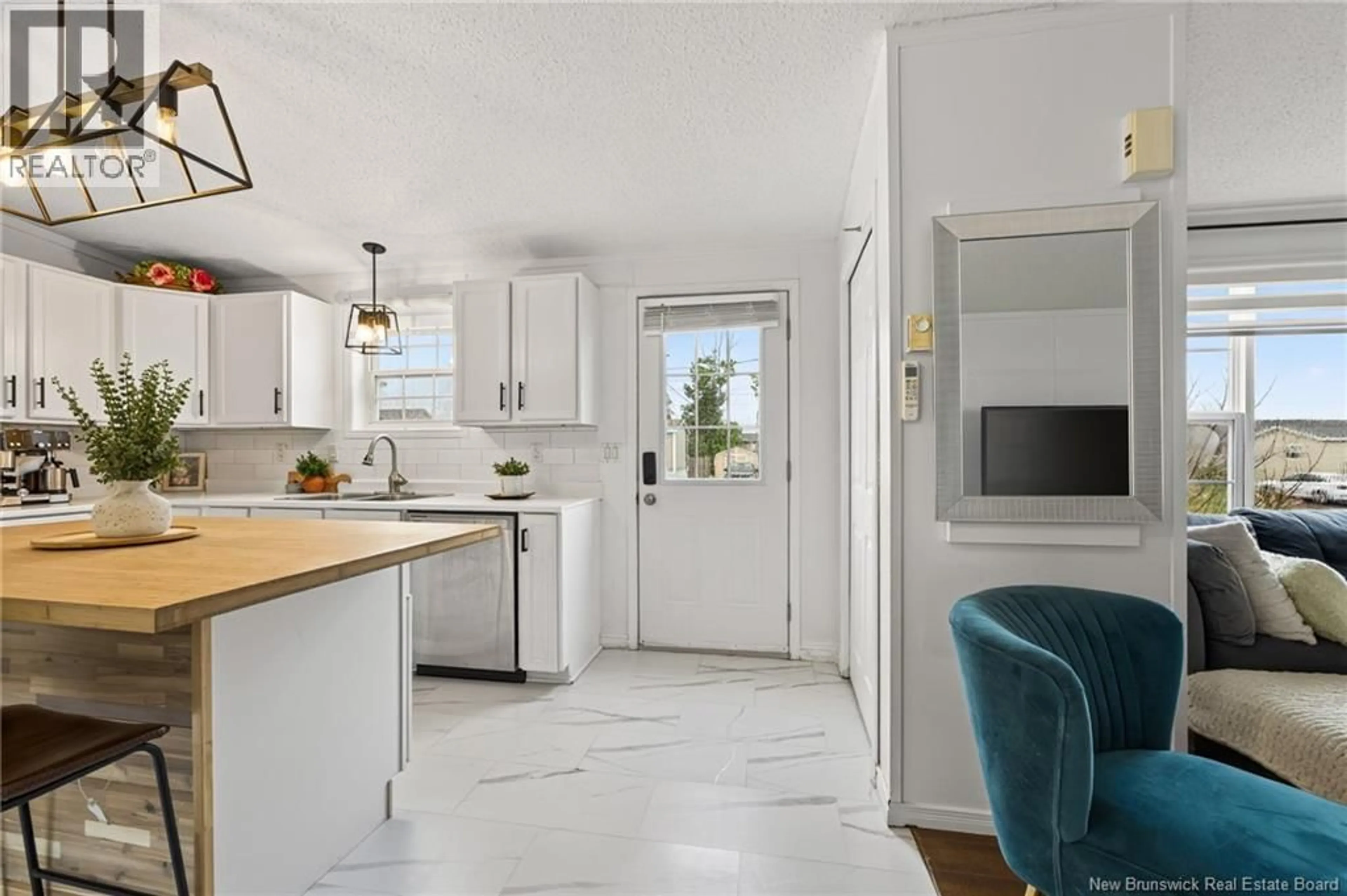 Open concept kitchen, ceramic/tile floor for 82 TRACADIE, Dieppe New Brunswick E1A8P2