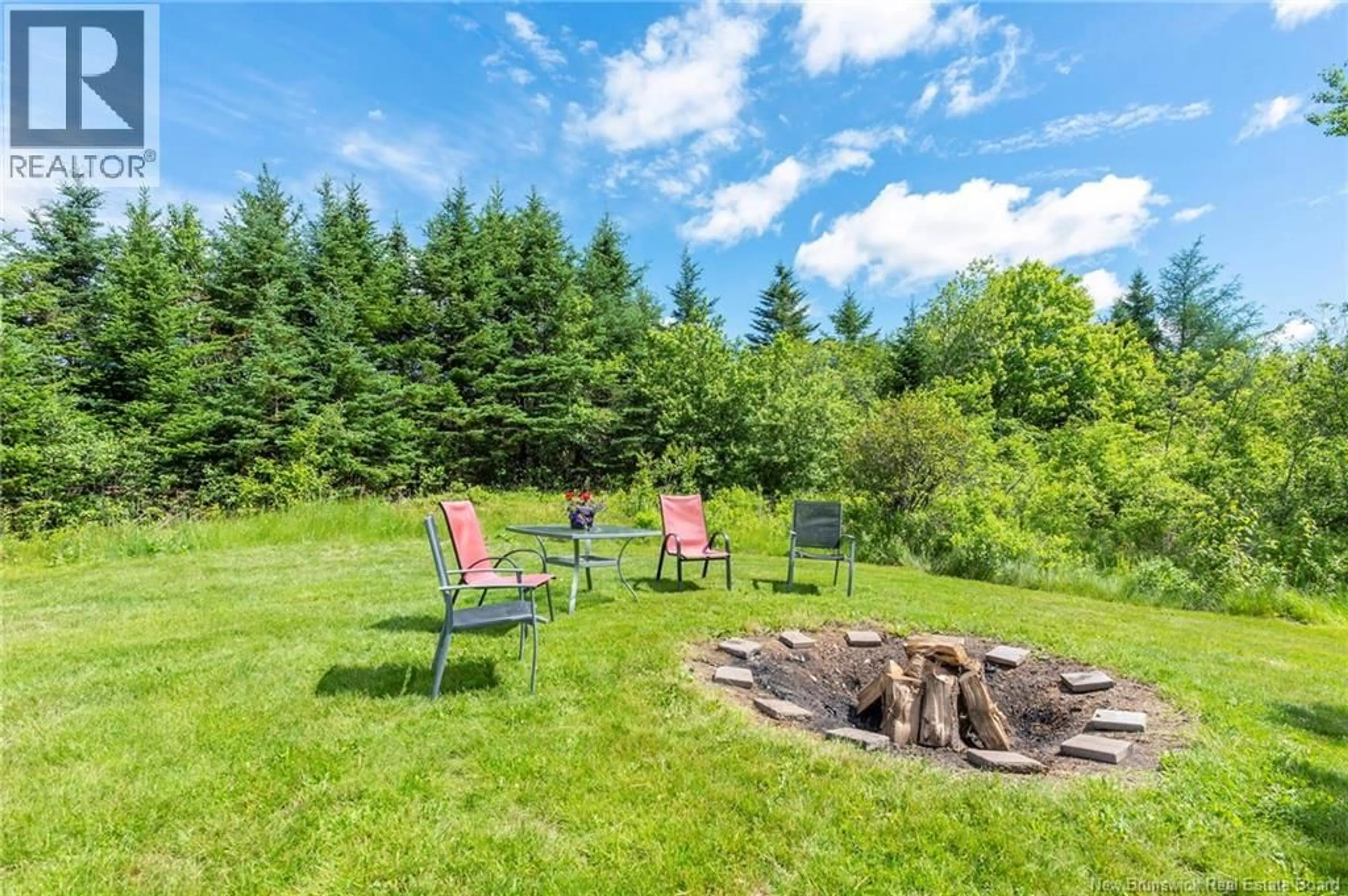 Patio, unknown for 10 MCMAHON, Barnesville New Brunswick E5N3S7