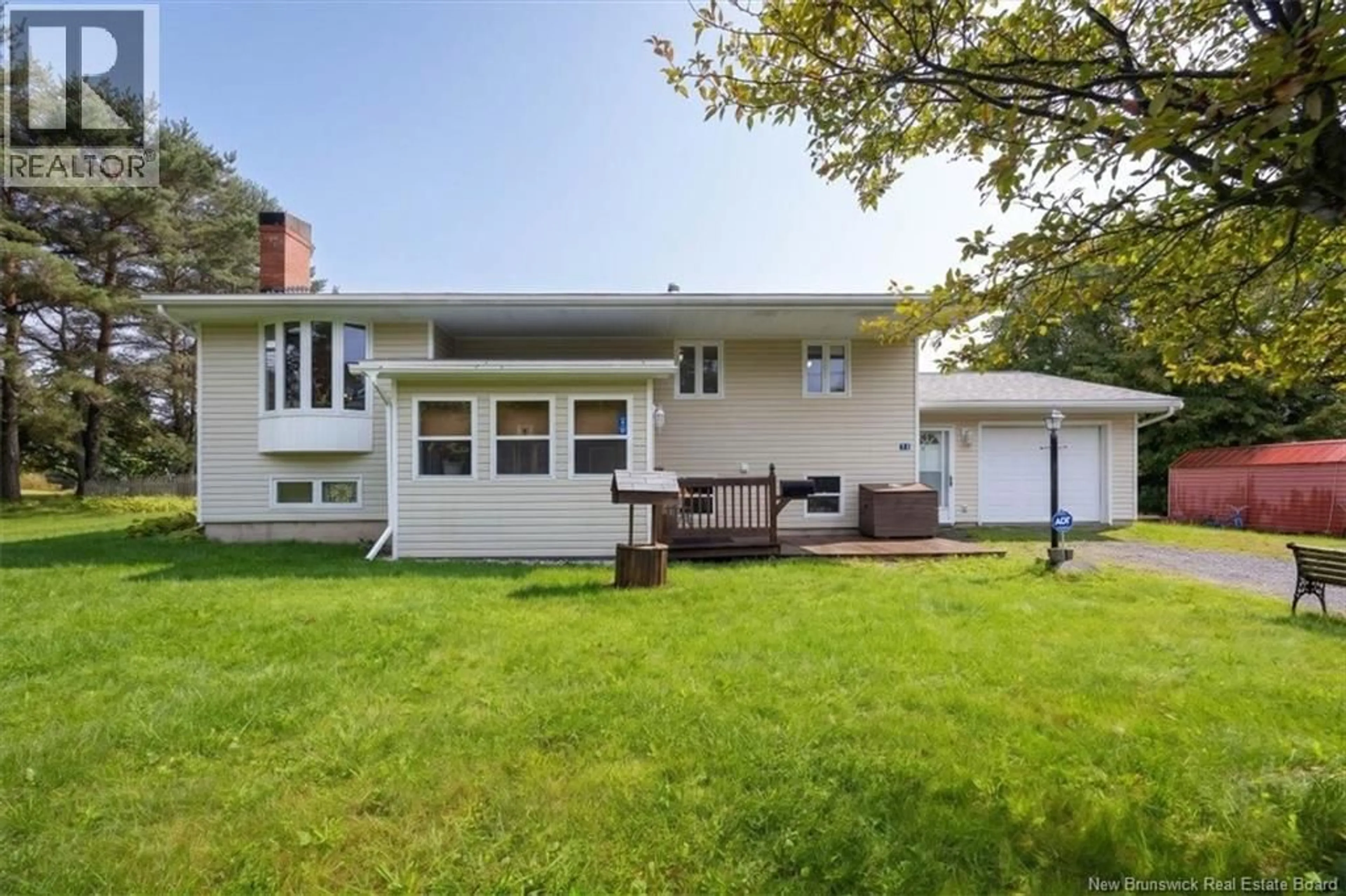 Home with vinyl exterior material, street for 35 REYNAR DRIVE, Quispamsis New Brunswick E2G1J9