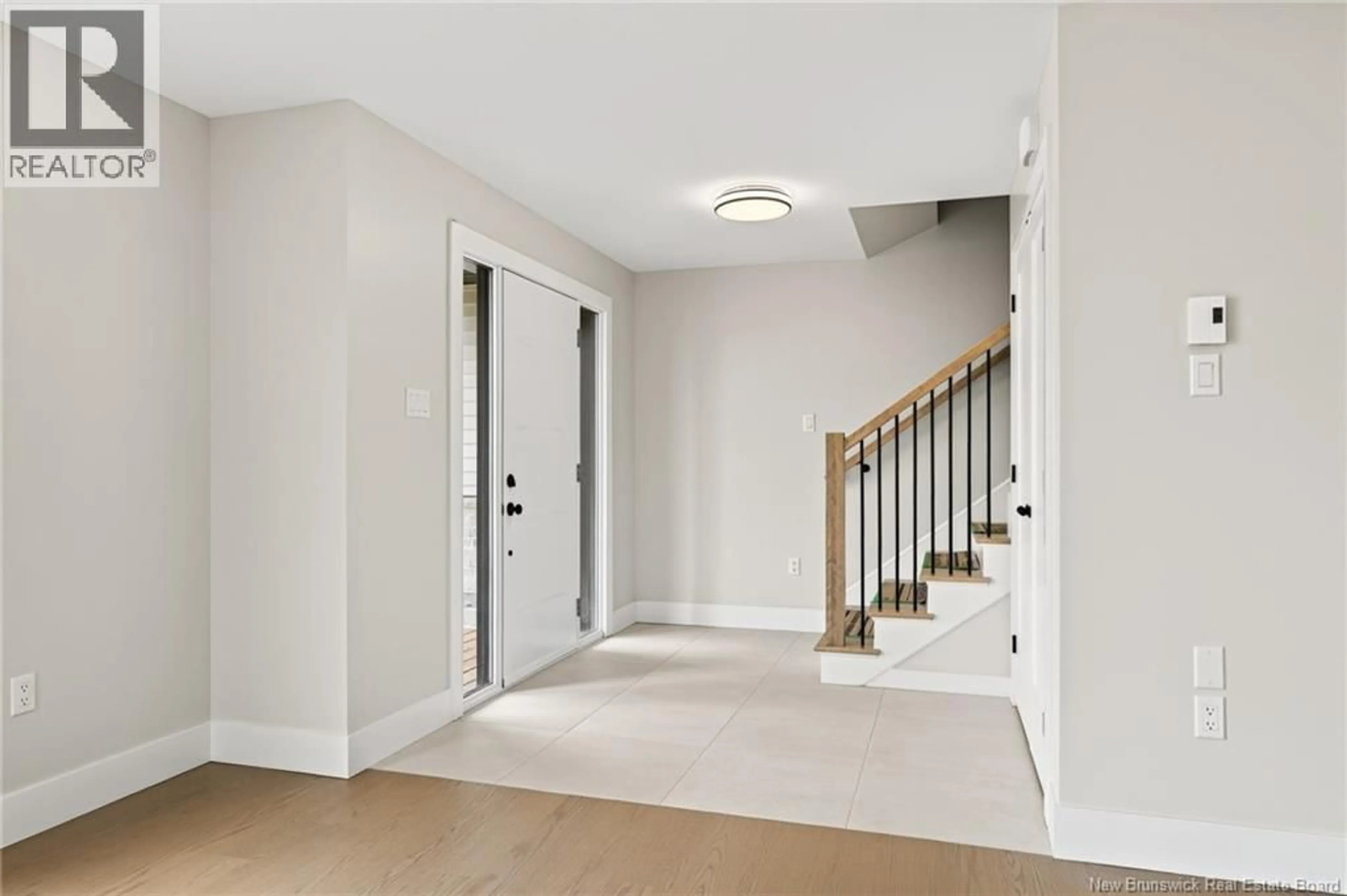 Indoor entryway for 198 RIPPLEWOOD, Moncton New Brunswick E1A2A7