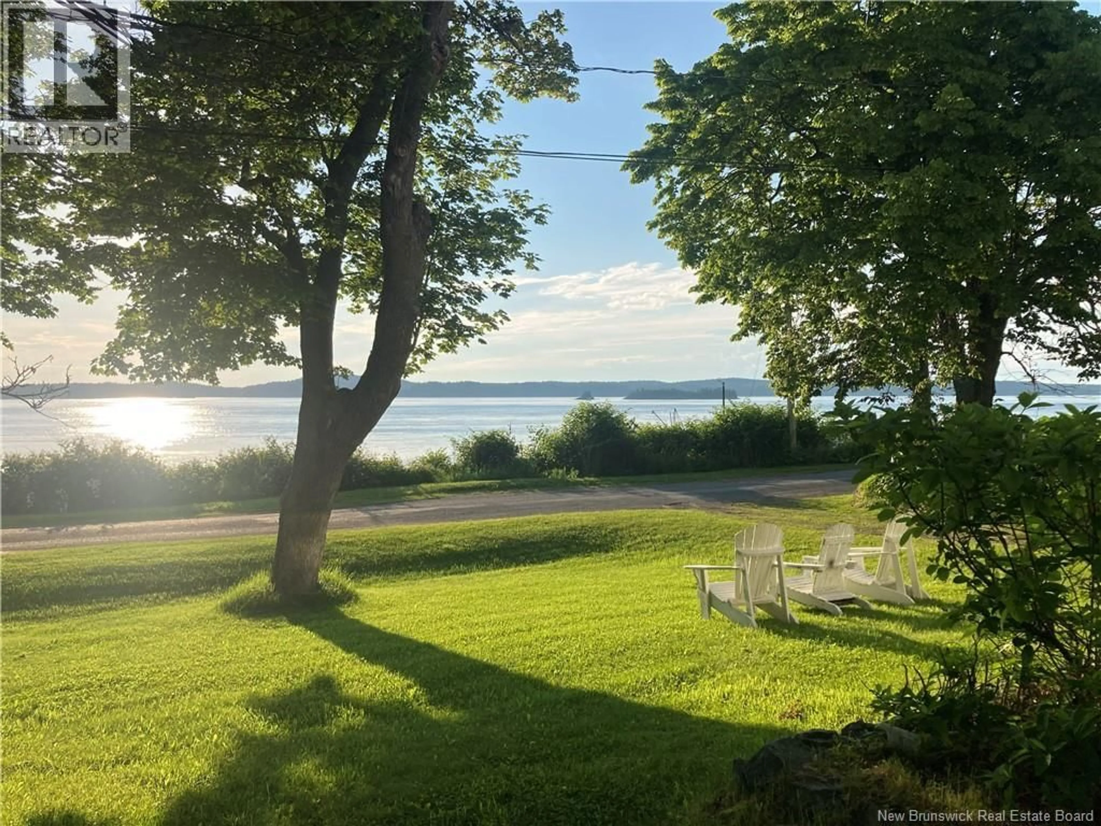 A pic from outside/outdoor area/front of a property/back of a property/a pic from drone, water/lake/river/ocean view for 39 COOKS POINT ROAD, Wilsons Beach New Brunswick E5E1V4
