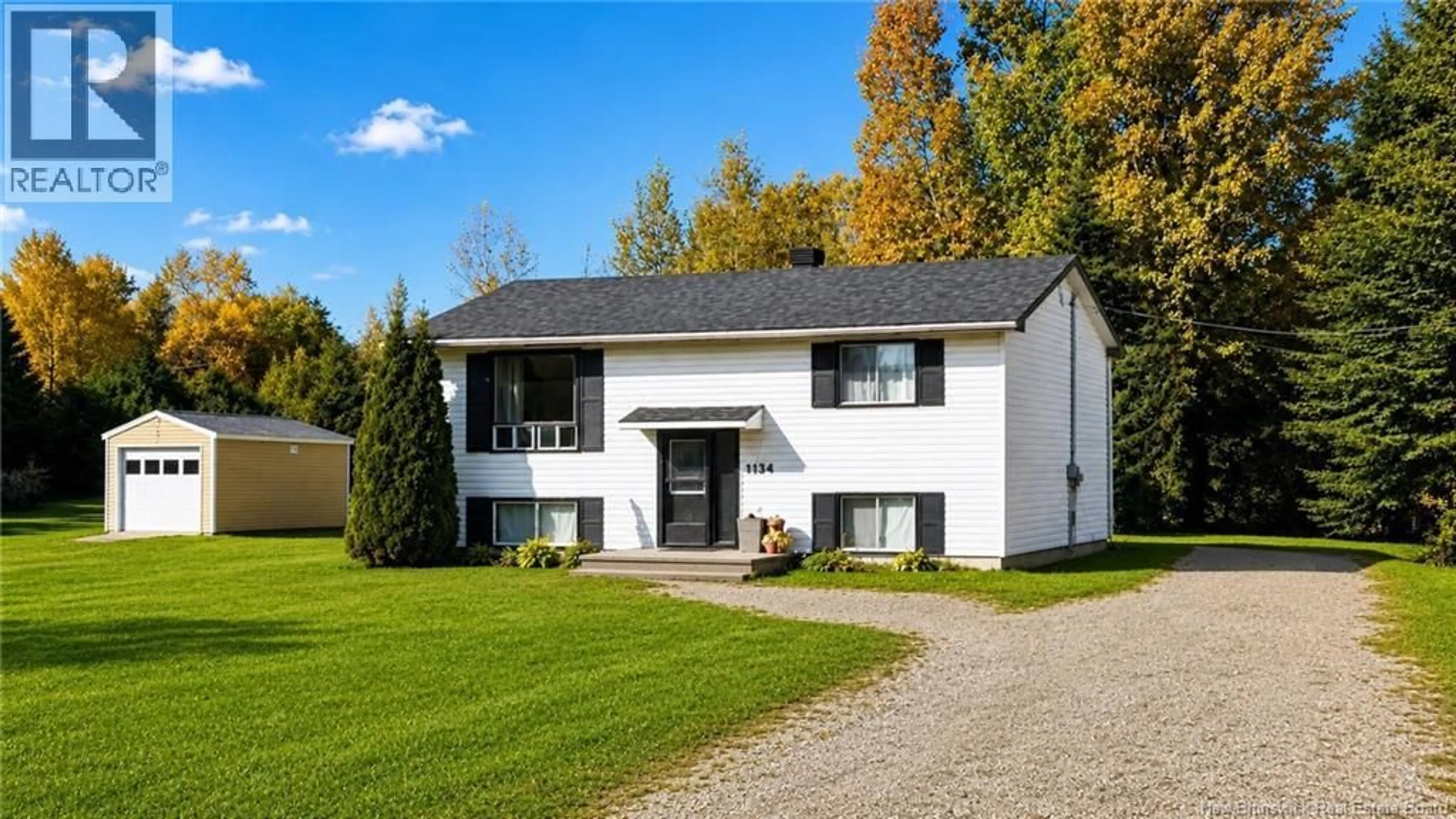 Home with vinyl exterior material, unknown for 1134 CHEMIN ROBERTVILLE CHEMIN, Robertville New Brunswick E8K2P5