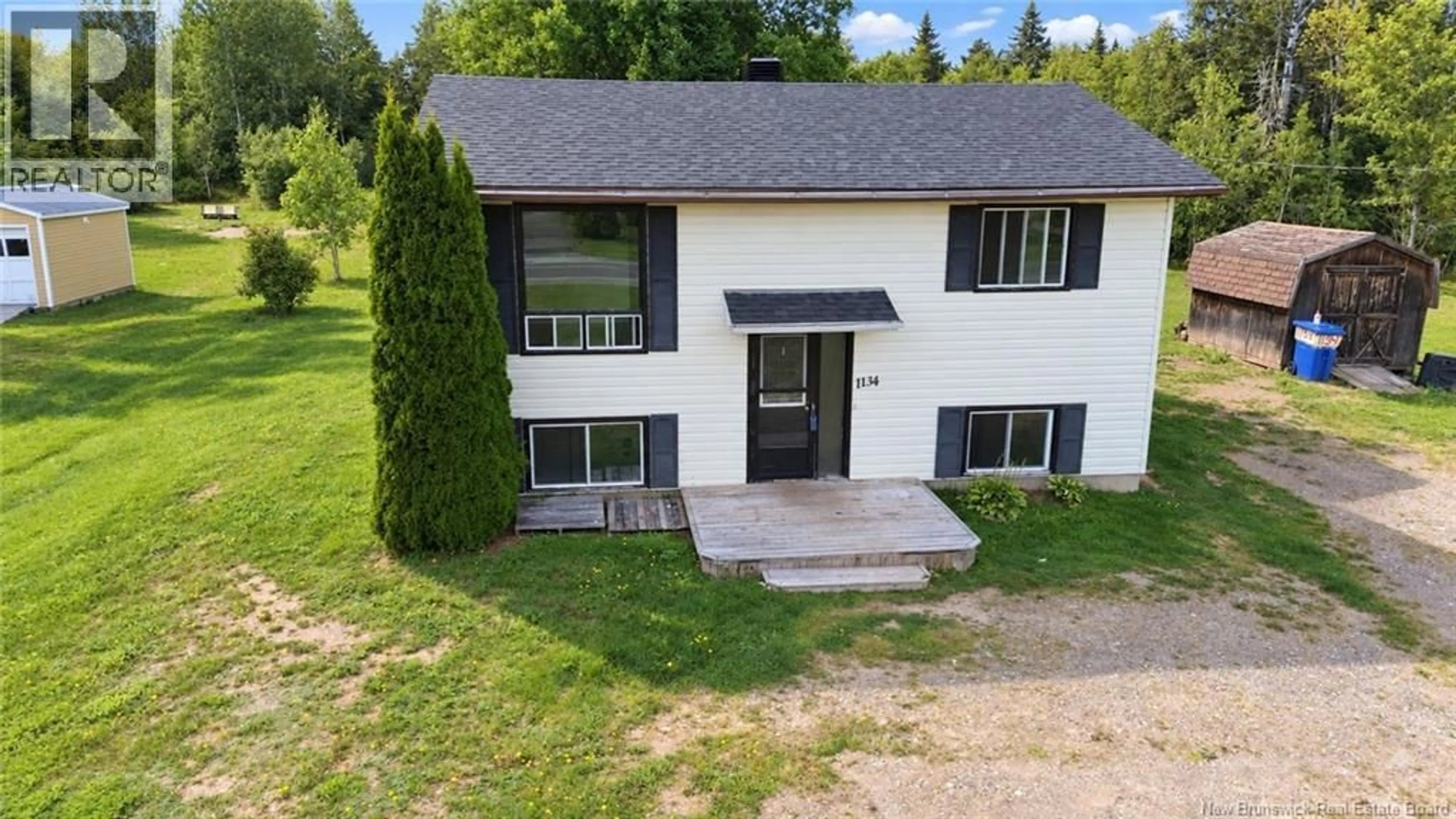 A pic from outside/outdoor area/front of a property/back of a property/a pic from drone, building for 1134 CHEMIN ROBERTVILLE CHEMIN, Robertville New Brunswick E8K2P5