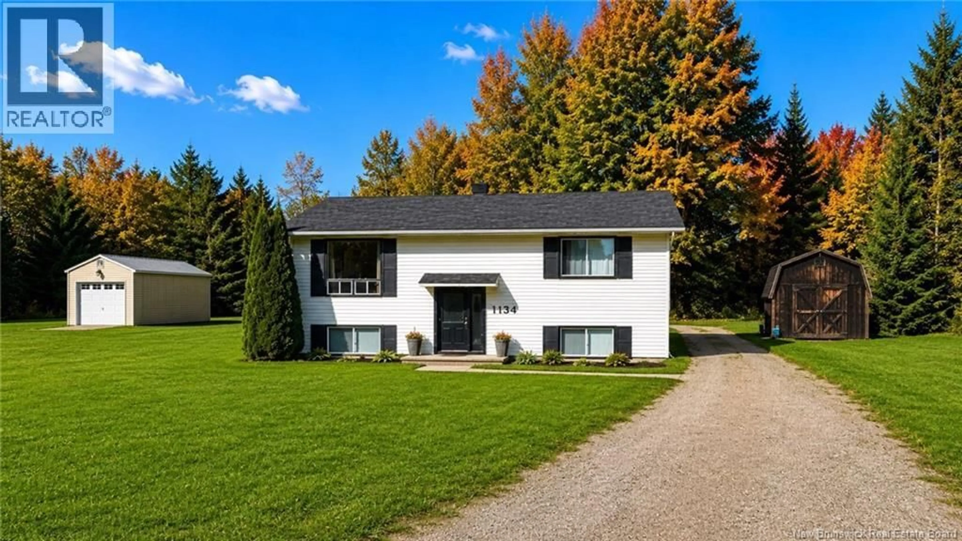 Home with vinyl exterior material, street for 1134 CHEMIN ROBERTVILLE CHEMIN, Robertville New Brunswick E8K2P5