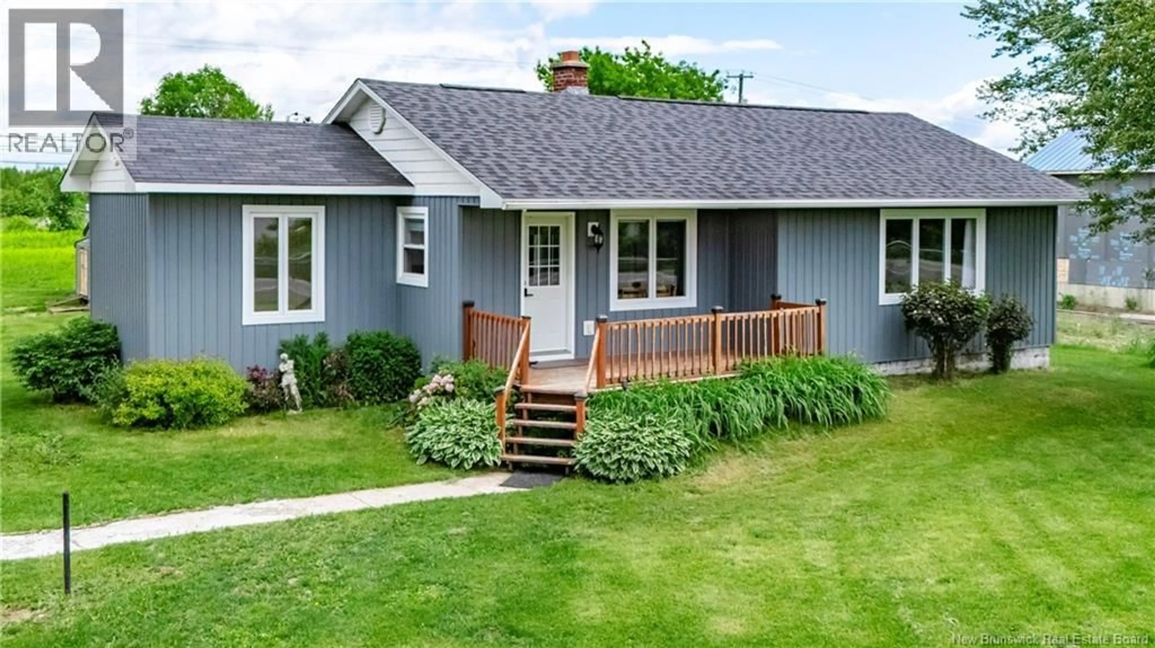 Home with vinyl exterior material, street for 849 ROUTE 105, Maugerville New Brunswick E3A8K9
