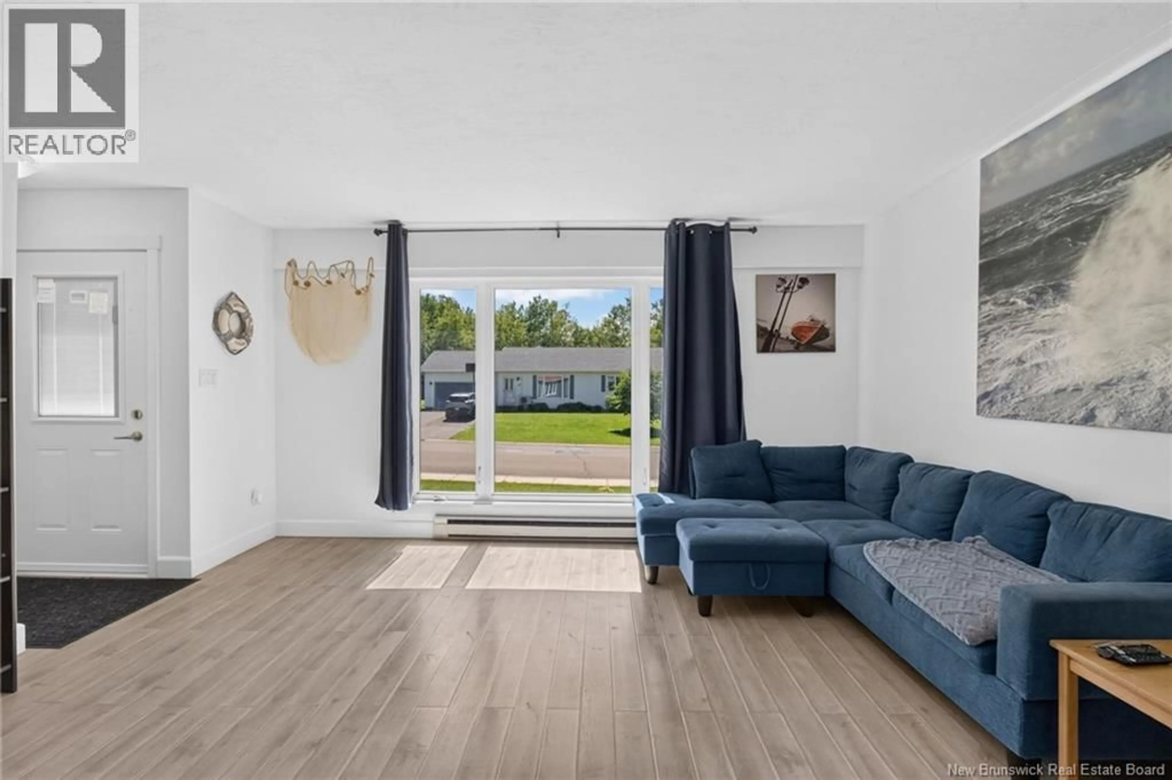 Living room with furniture, unknown for 122 ALPHONSE ST, Shediac New Brunswick E4P1E1