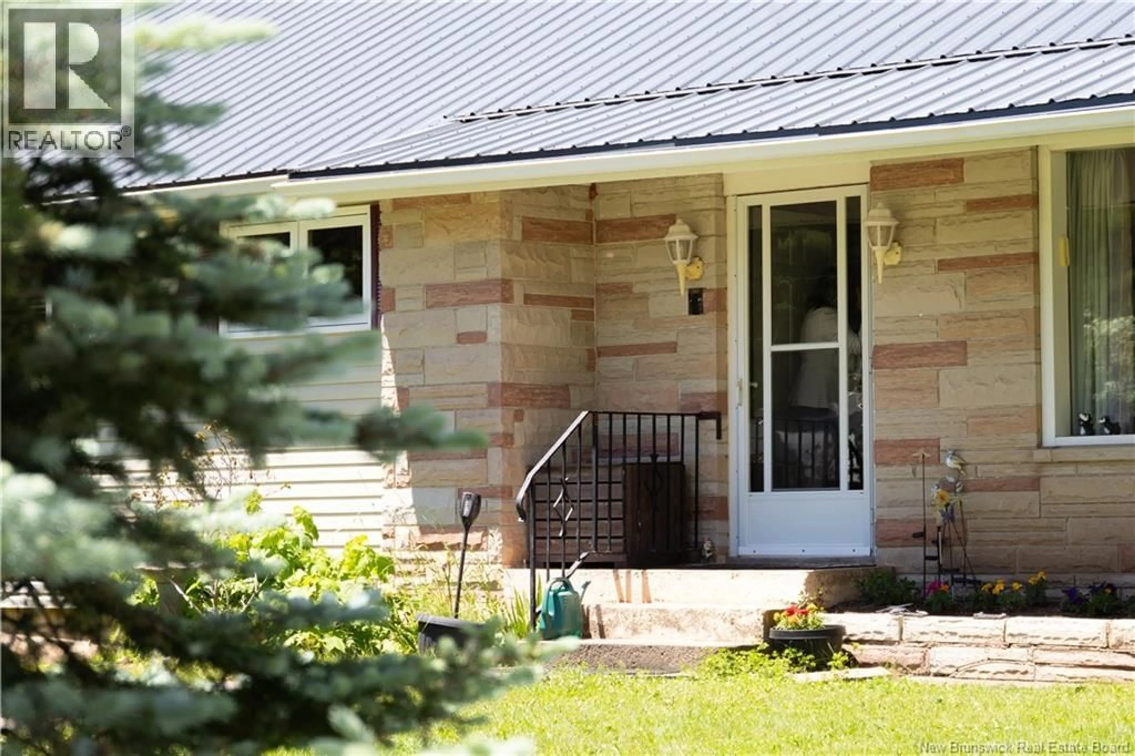 Home with brick exterior material, street for 6249 ROUTE 105, Waterborough New Brunswick E4C2Y5