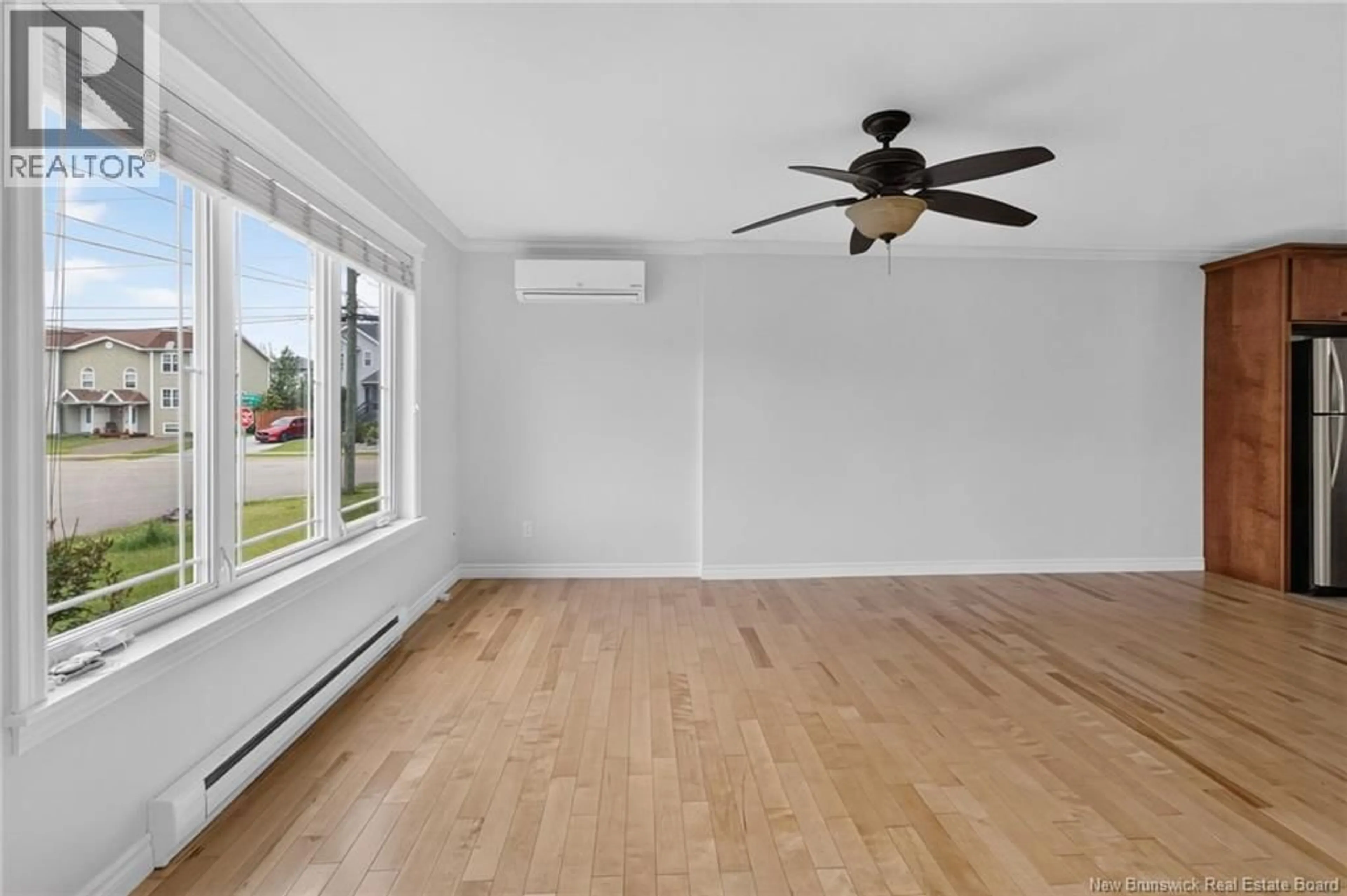 A pic of a room for 3 MOSSYOAK CRESCENT, Moncton New Brunswick E1G1J8