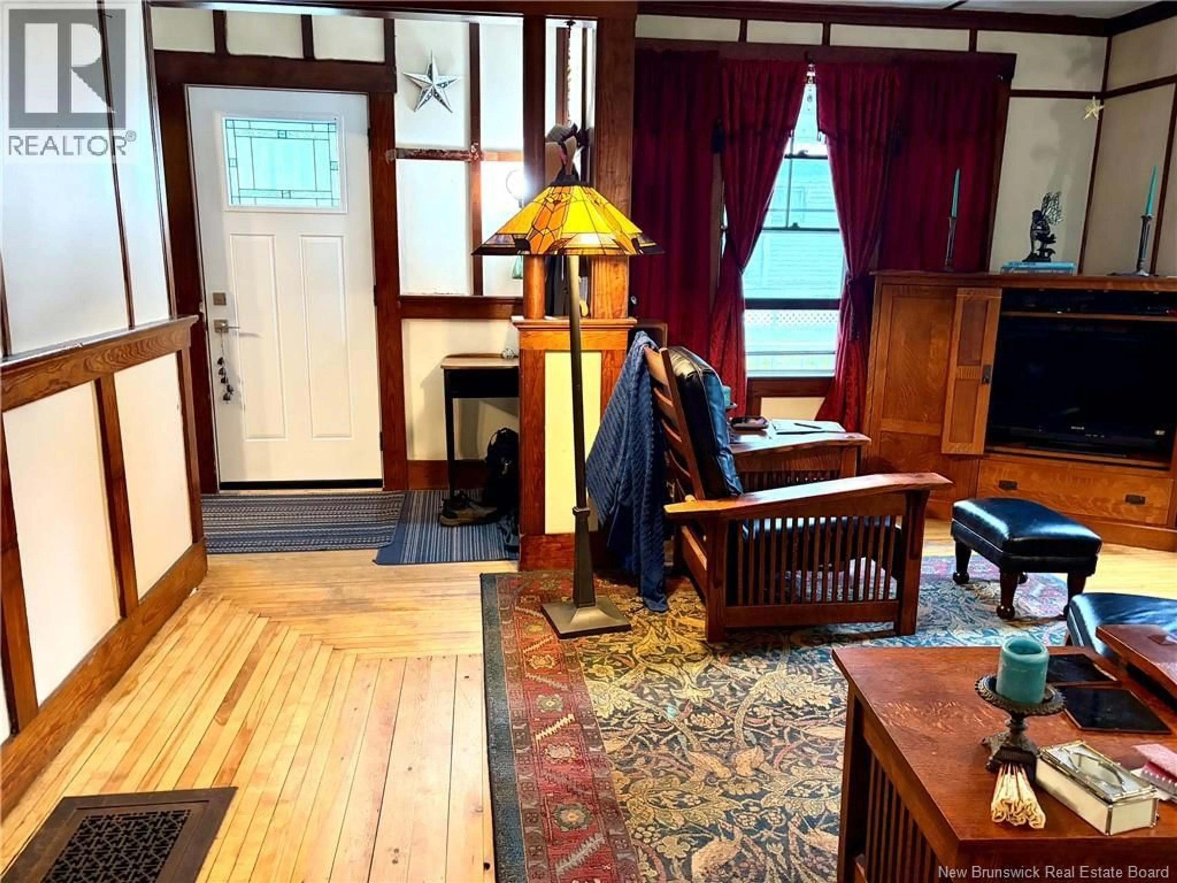 Indoor foyer for 20 GEORGE STREET, St. Stephen New Brunswick E3L2A8