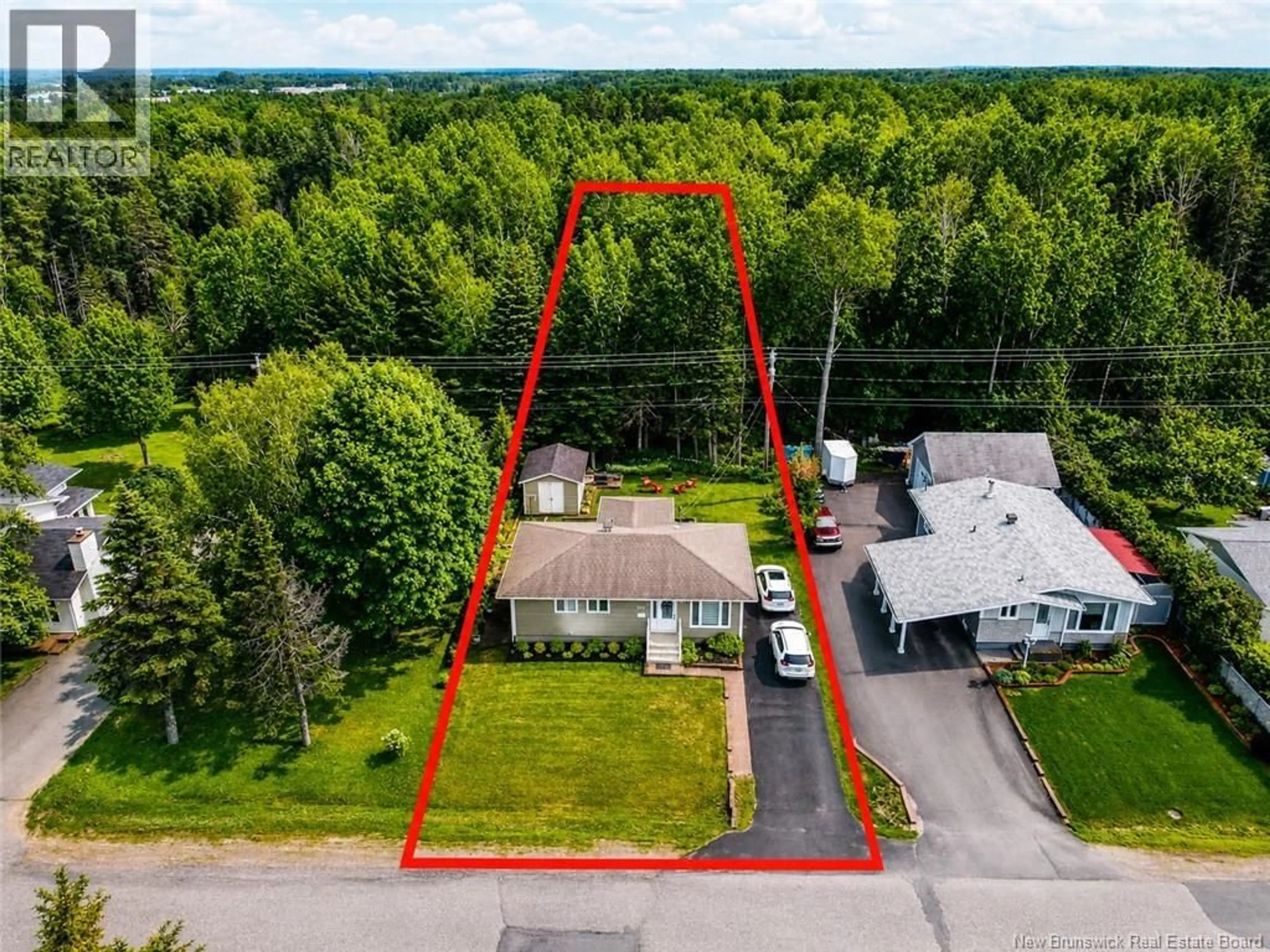A pic from outside/outdoor area/front of a property/back of a property/a pic from drone, unknown for 1017 CENTENNIAL STREET, Bathurst New Brunswick E2A2W6