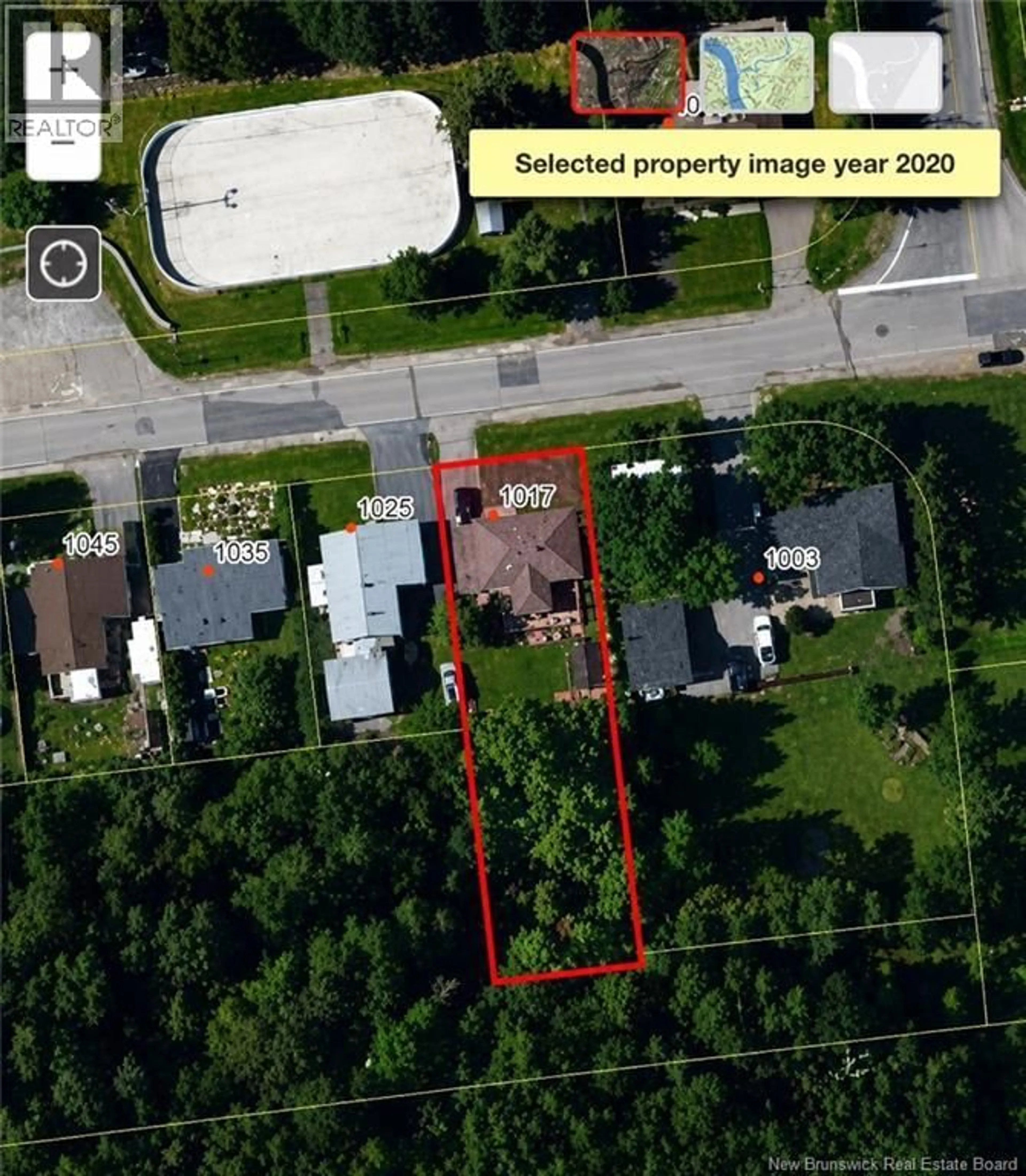 A pic from outside/outdoor area/front of a property/back of a property/a pic from drone, street for 1017 CENTENNIAL STREET, Bathurst New Brunswick E2A2W6